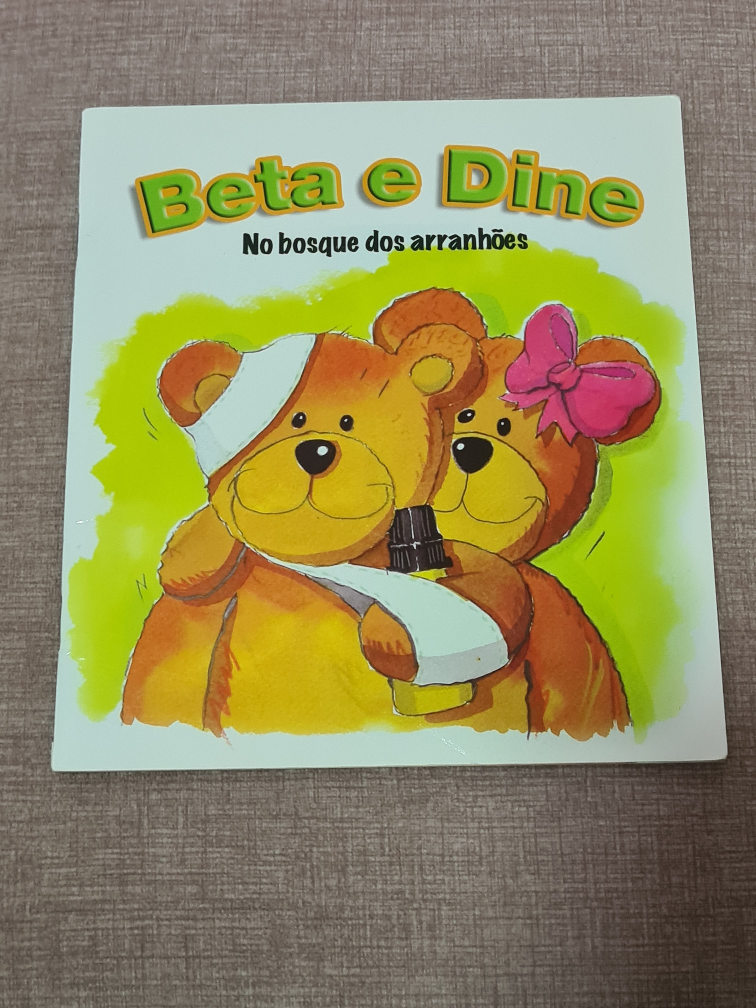 Beta e Dine - No Bosque dos Arranhões