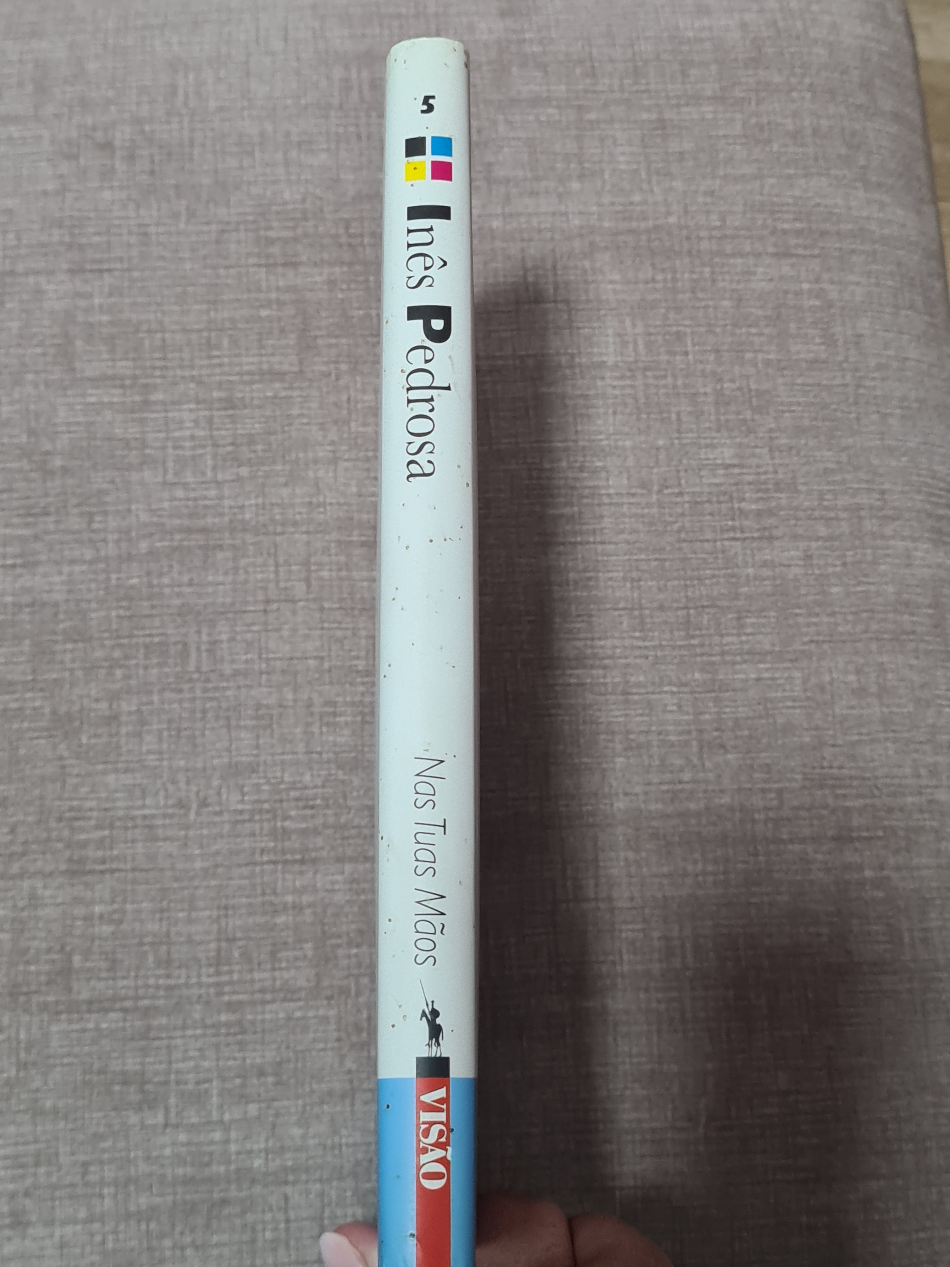 In Your Hands - Great Authors of Portuguese Language 5