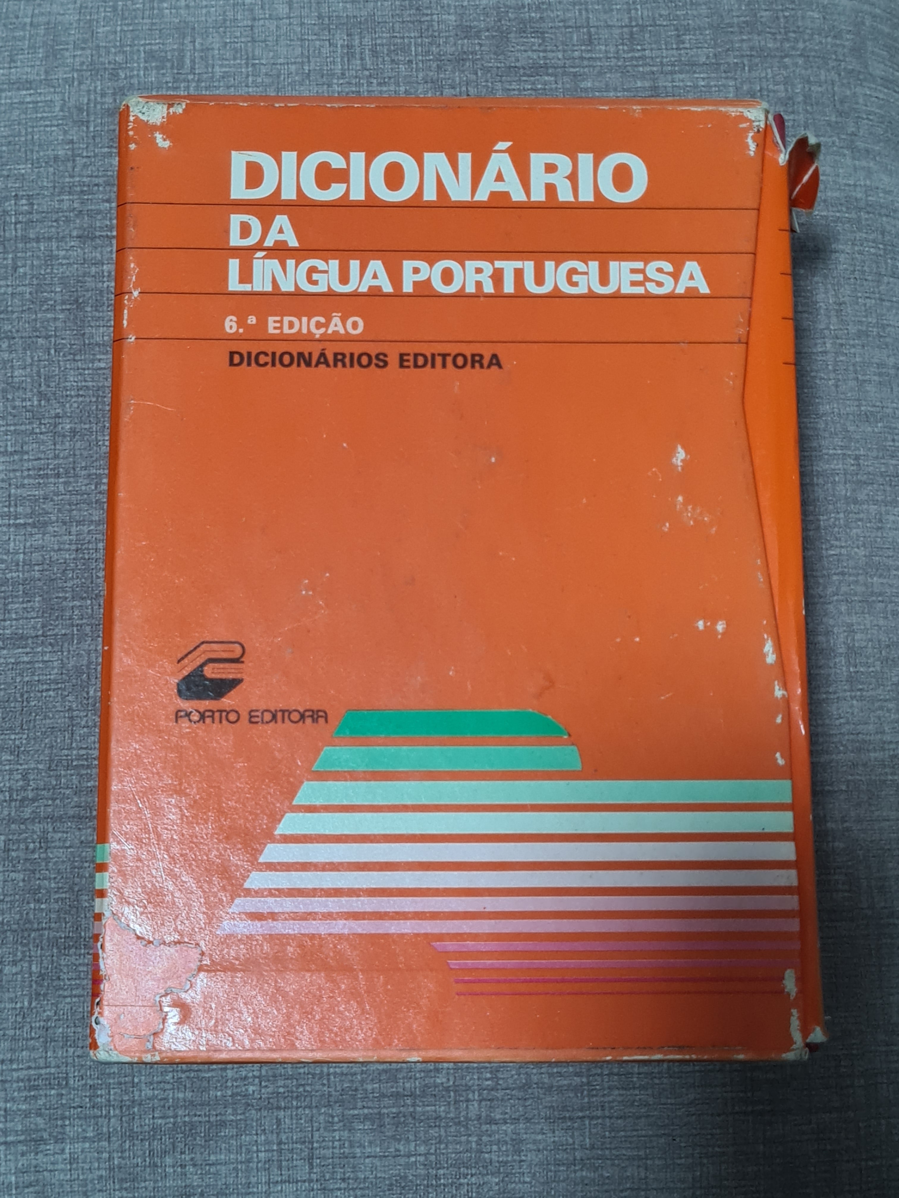 Dicionário da língua Portuguêsa
