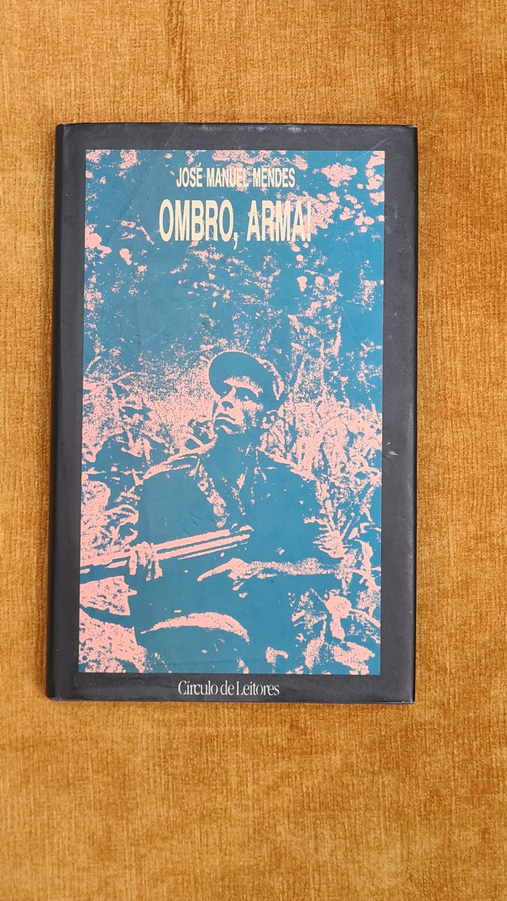 Ombro, arma!