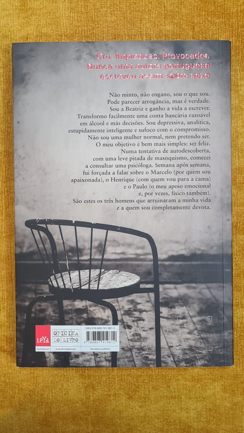 The black chair
