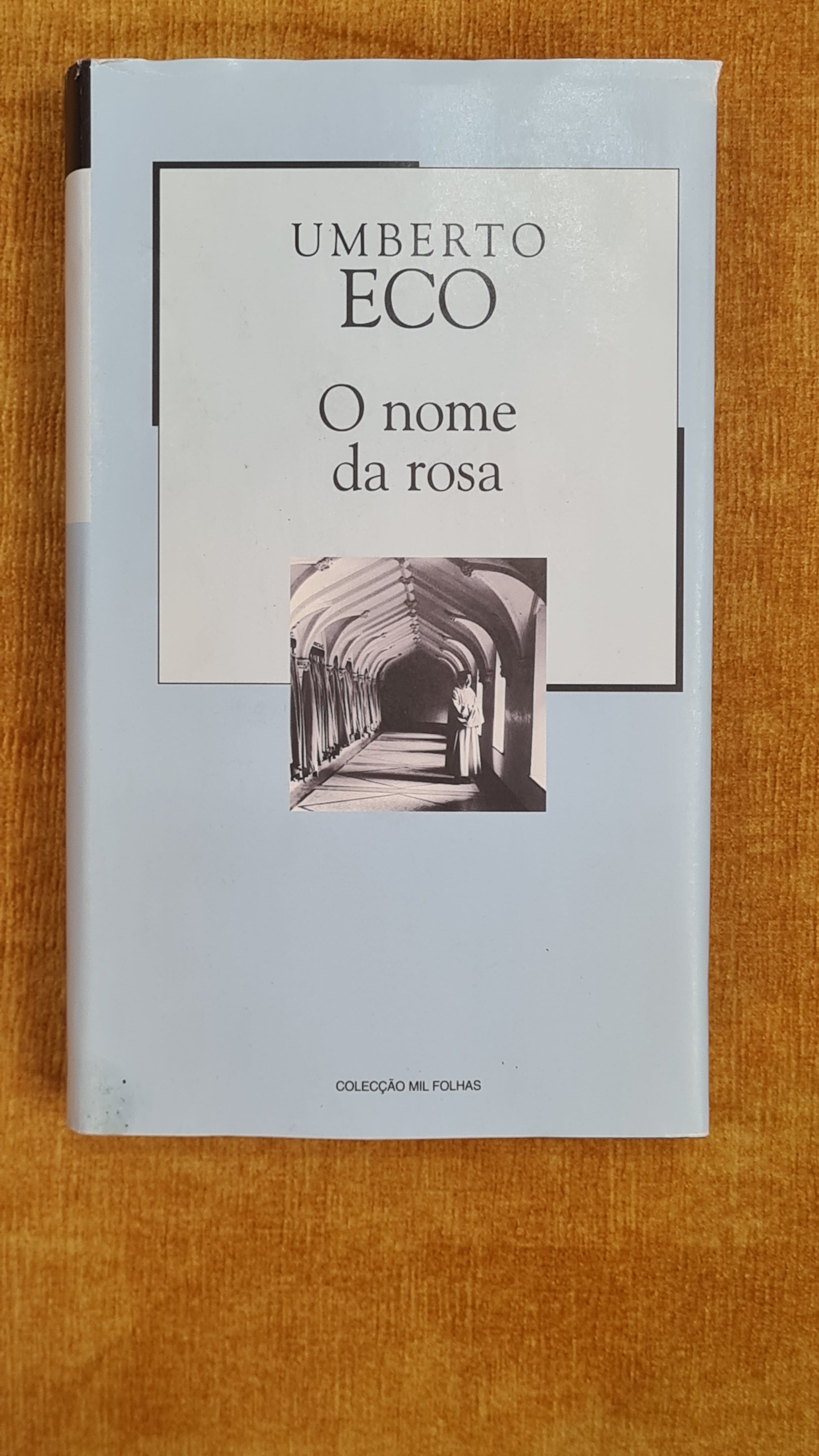 The Name of the Rose - Mil Folhas Collection 1
