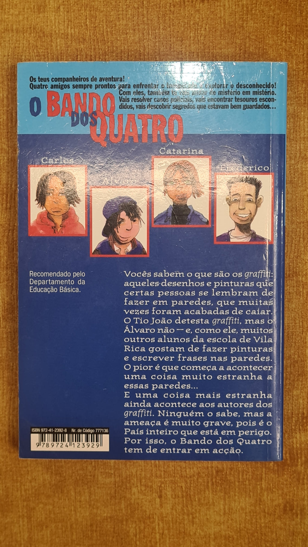 The Famous Five 13 - The Mystery of the Graffiti