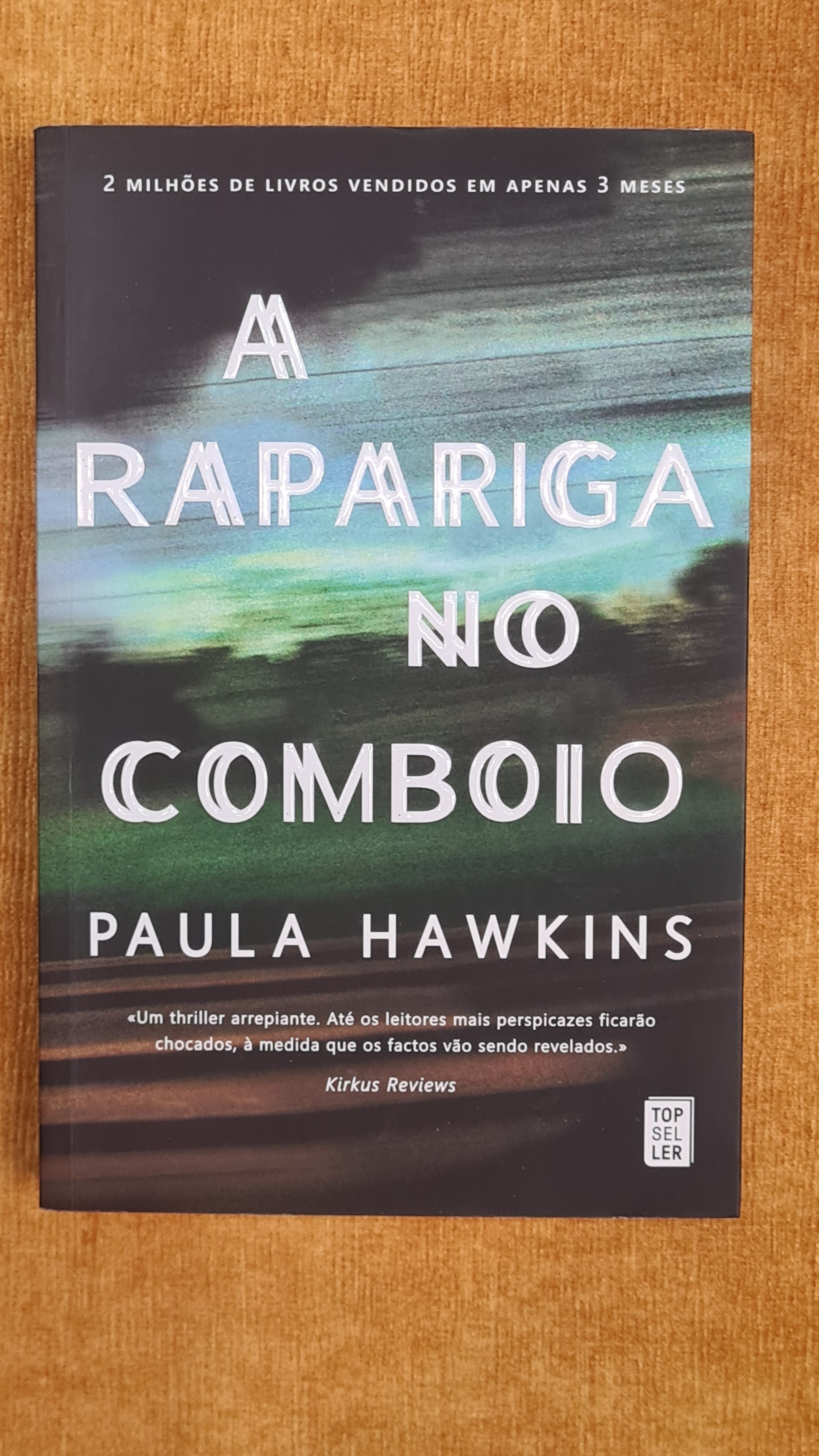A rapariga no comboio