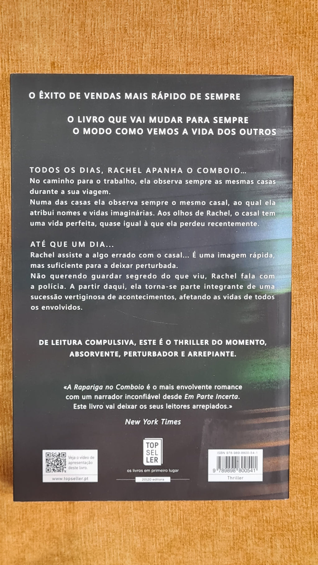 A rapariga no comboio
