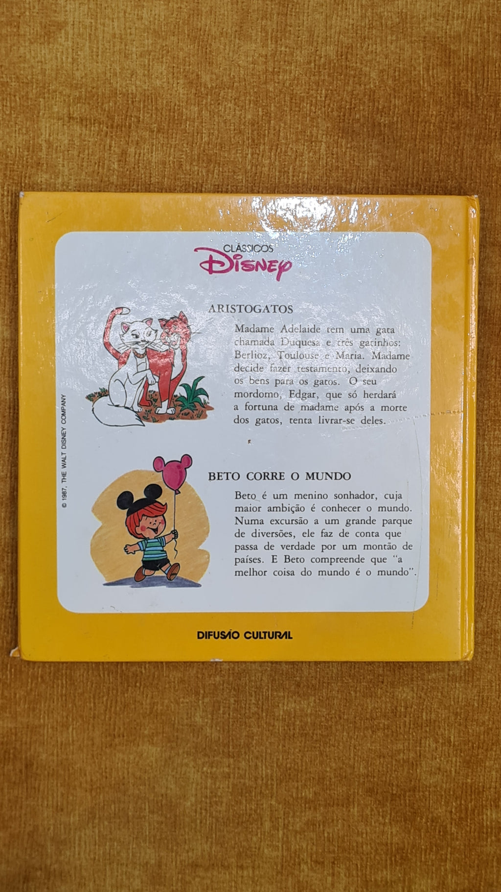 Aristocats and More: Beto Travels the World - Disney Classics