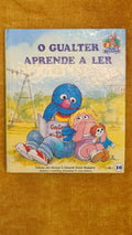 Grover learns to read - Sesame Street 10