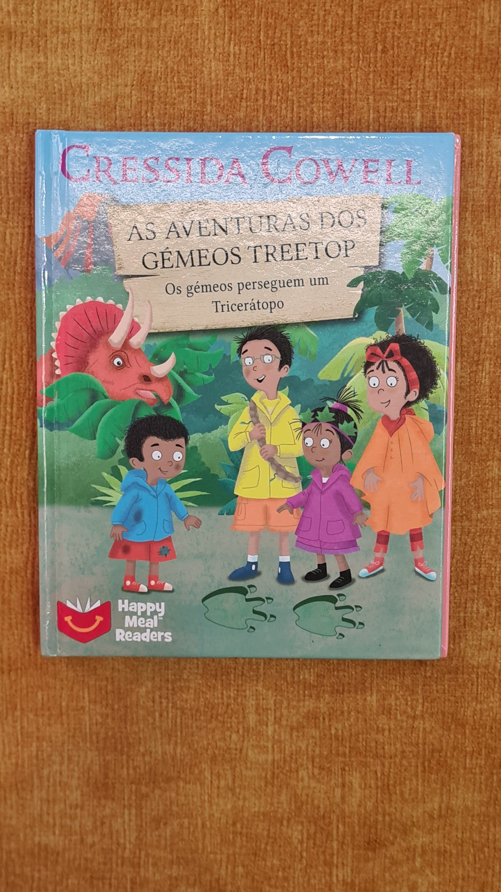 The Adventures of the Treetop Twins - The Twins Chase a Triceratops