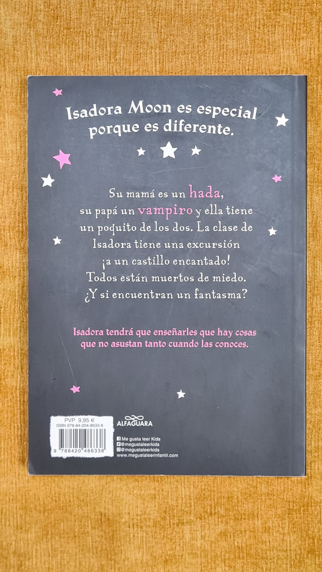 Isadora Moon and the Enchanted Castle