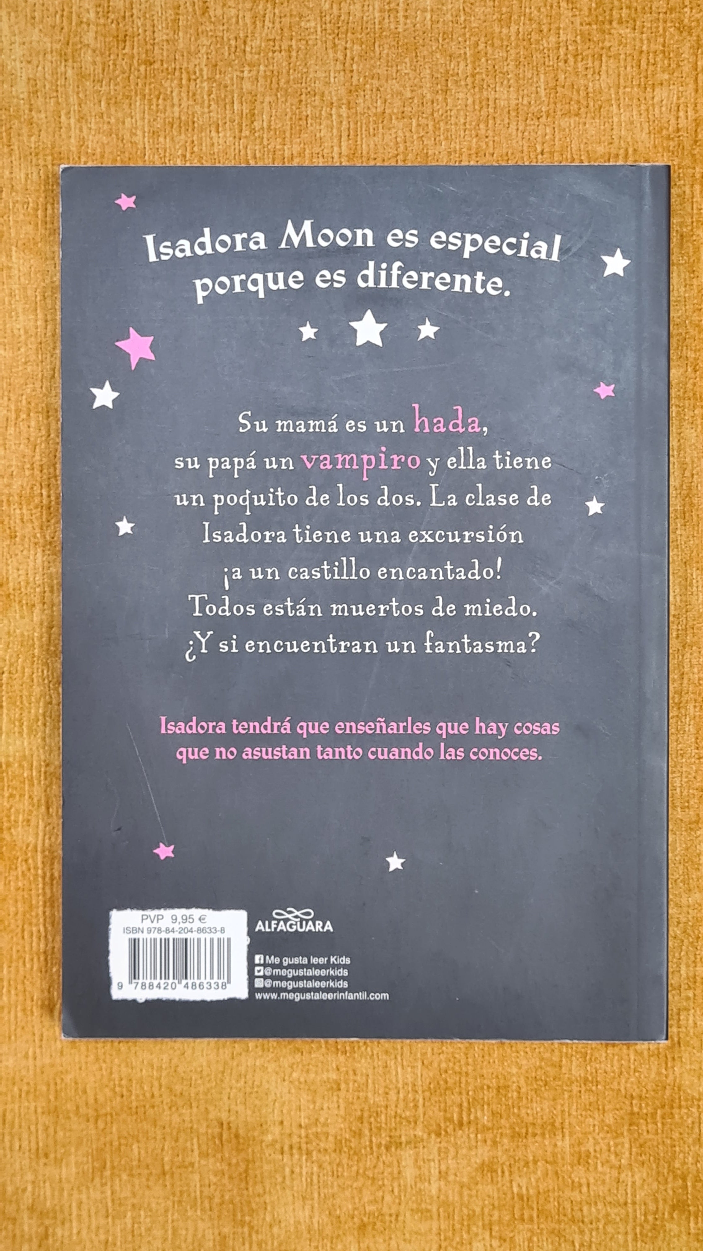 Isadora Moon and the Enchanted Castle