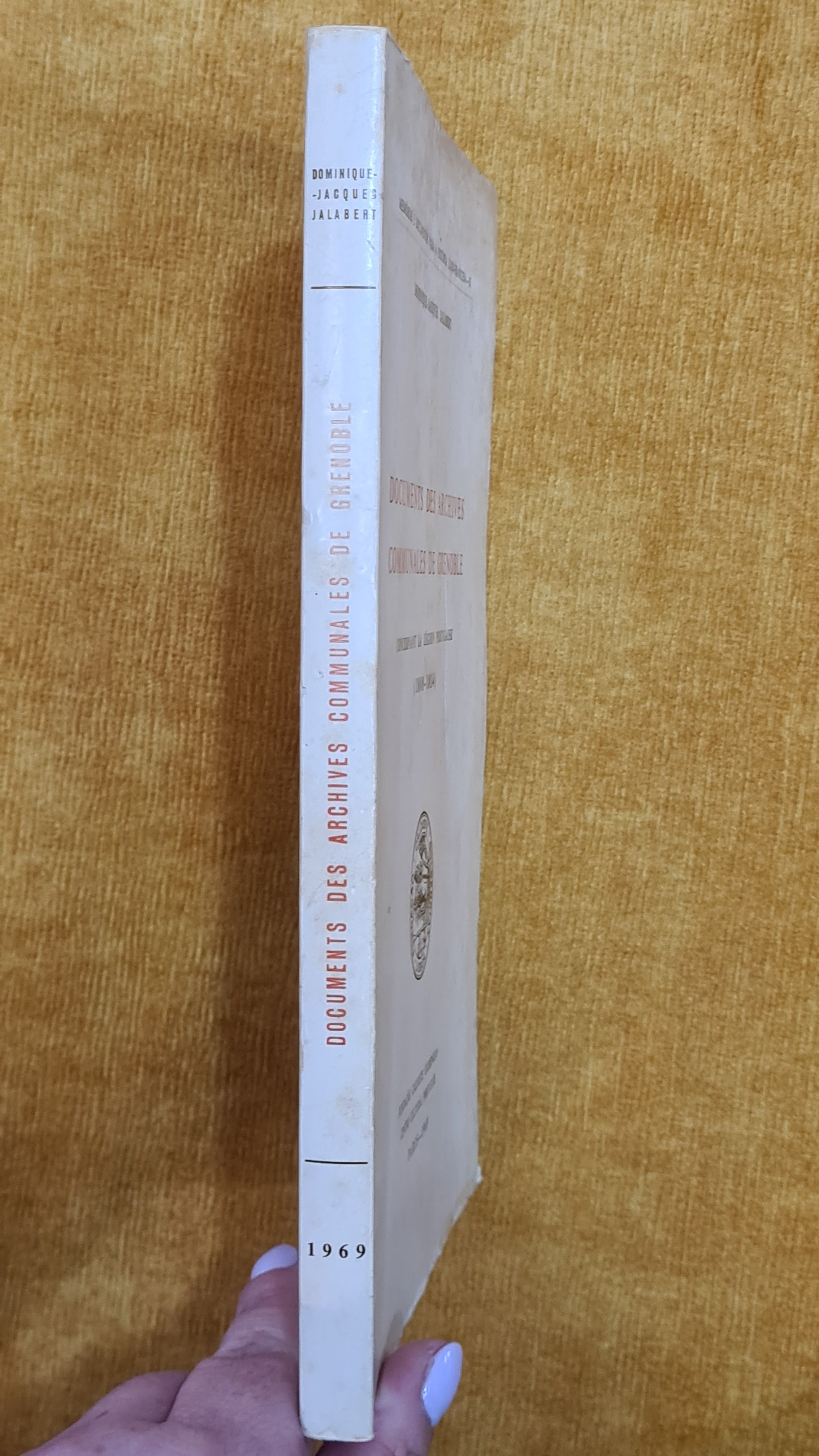 Documents des archives communales de Grenoble