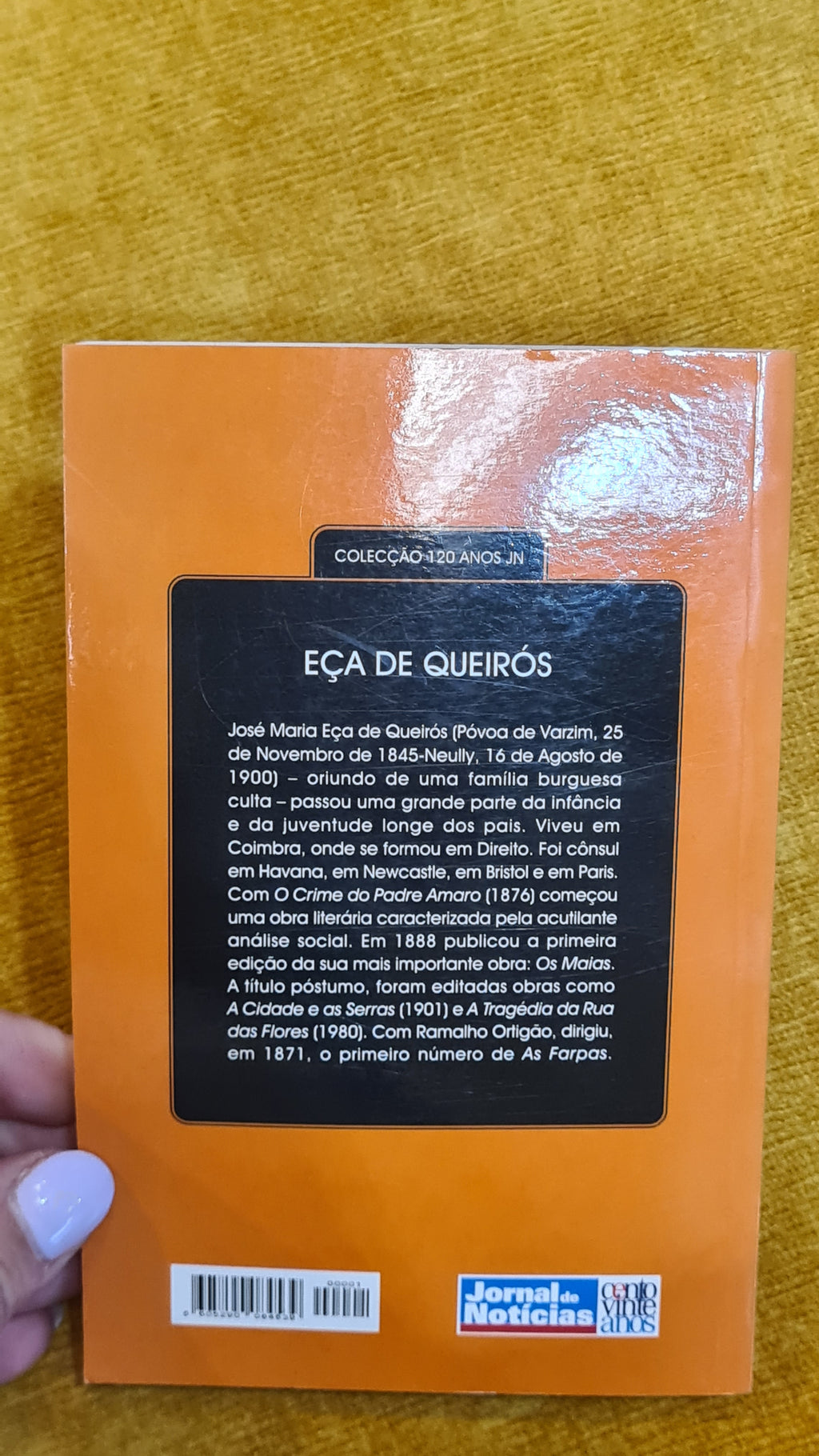 The city and the mountains - Great Portuguese authors 1