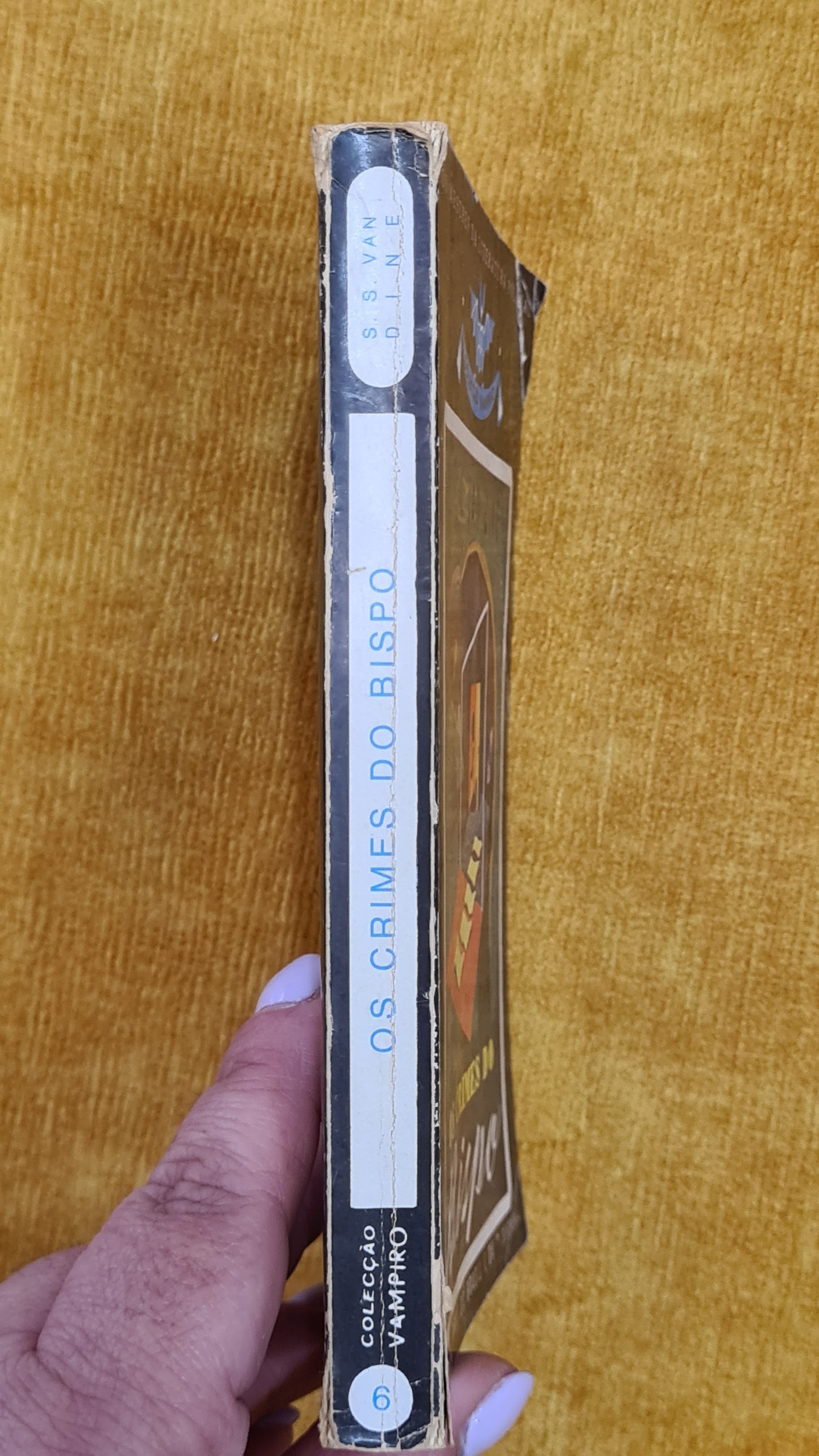 The Bishop's Crimes - Vampire Collection 6