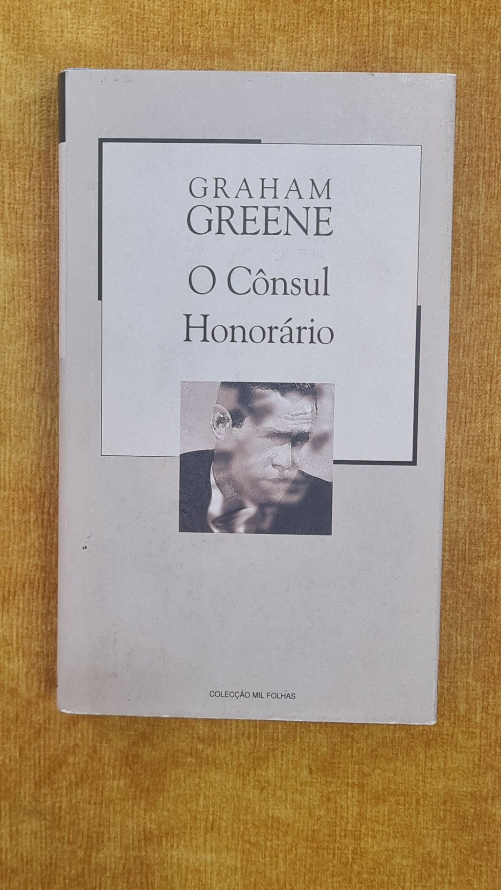 The Honorary Consul - Mil Folhas Collection 74