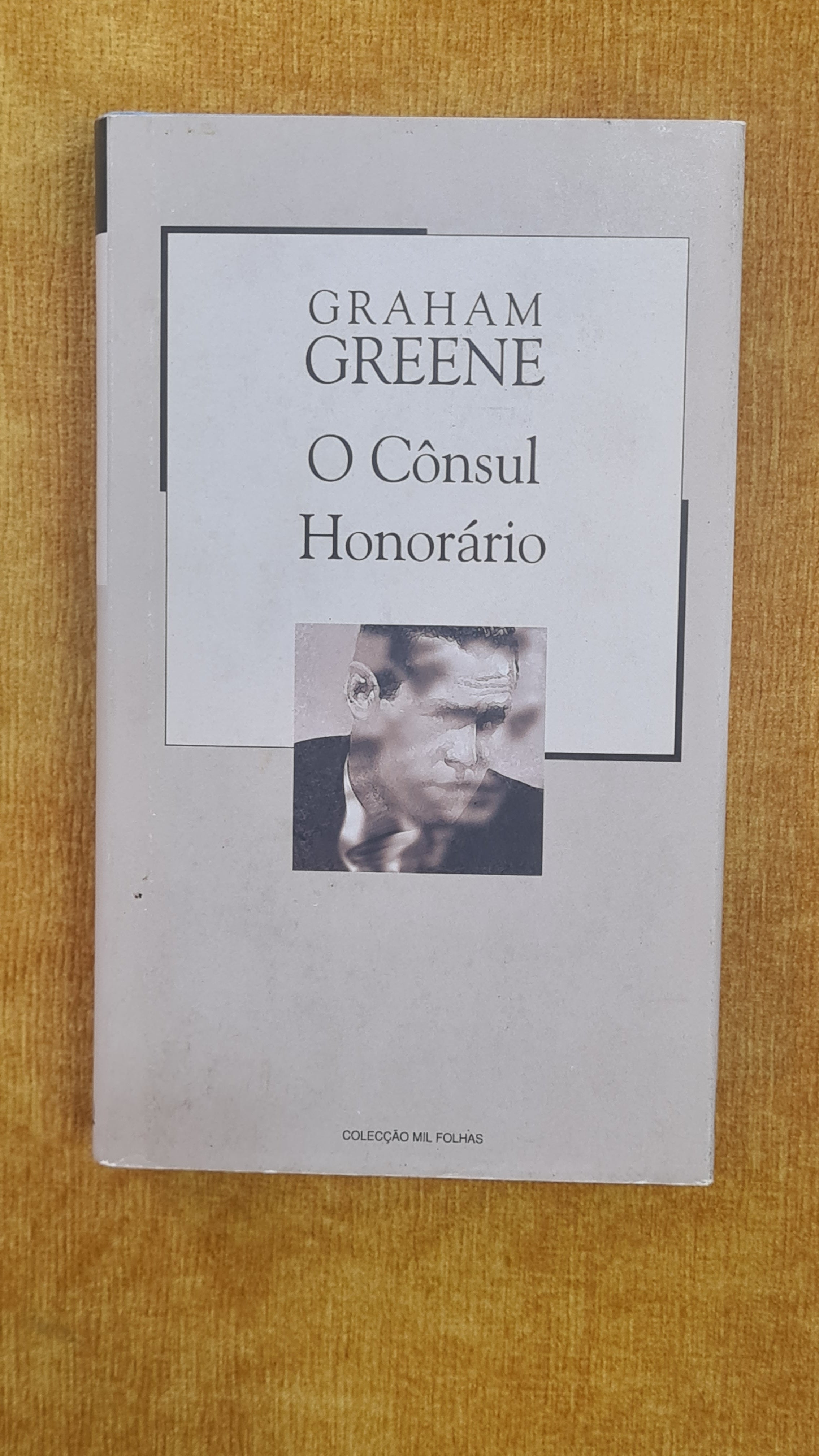 The Honorary Consul - Mil Folhas Collection 74