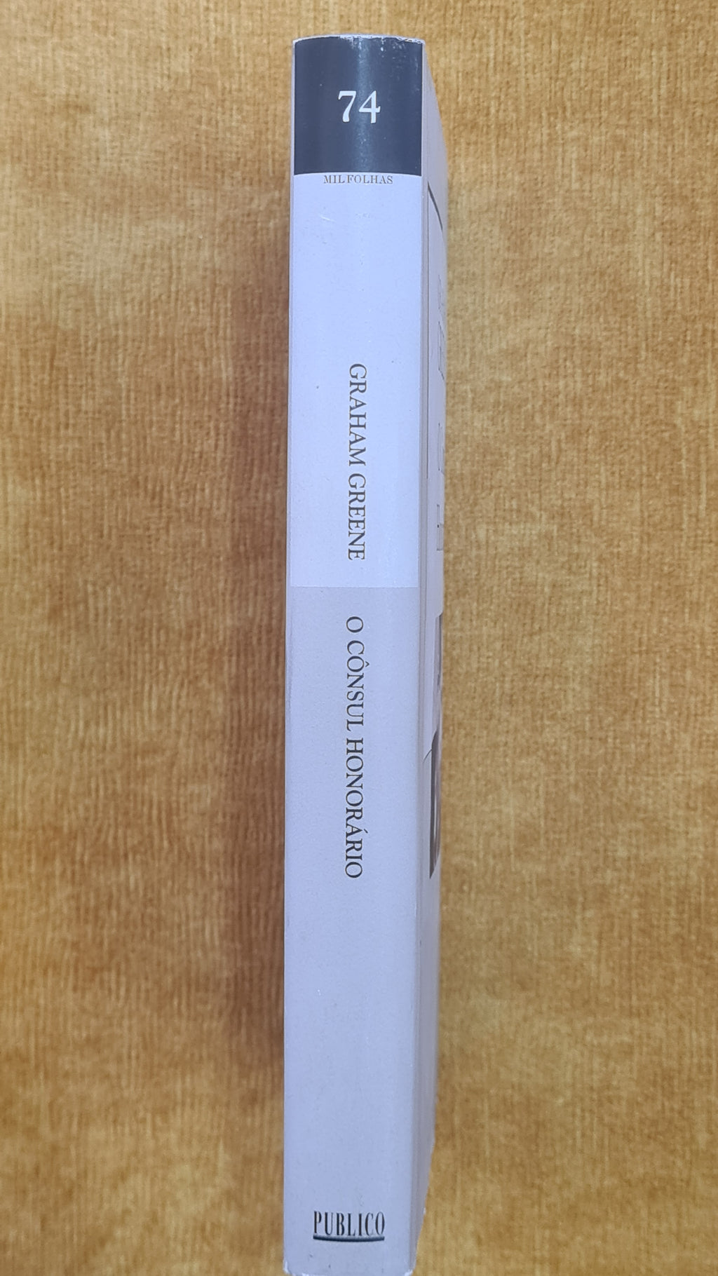 The Honorary Consul - Mil Folhas Collection 74