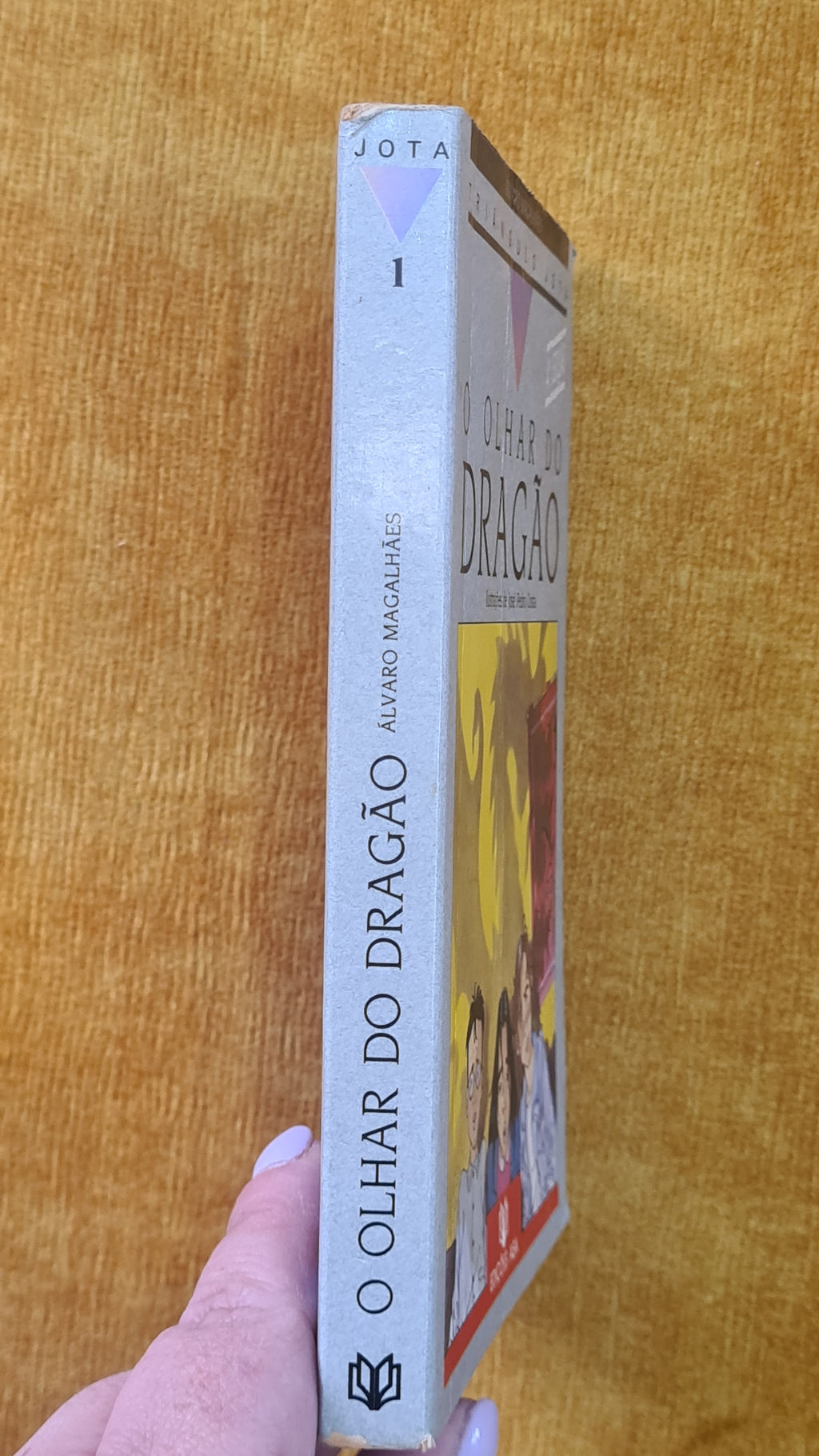 Dragon's Gaze - Triangulo Jota 1