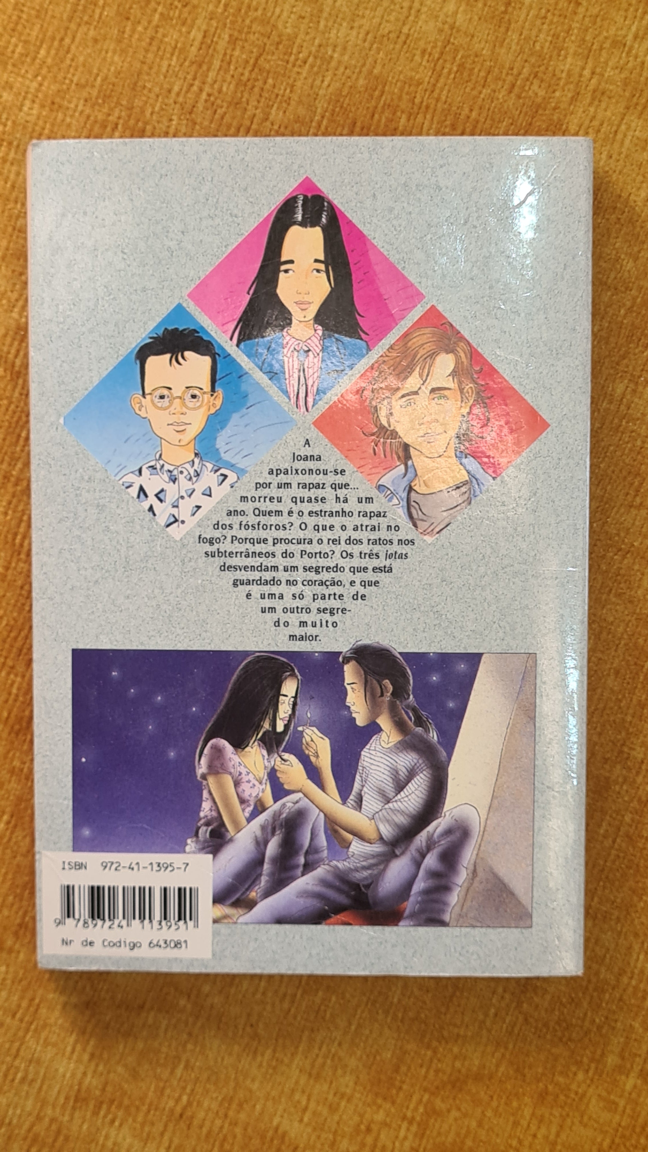 Kept in the heart 1 - Triangle Jota 8