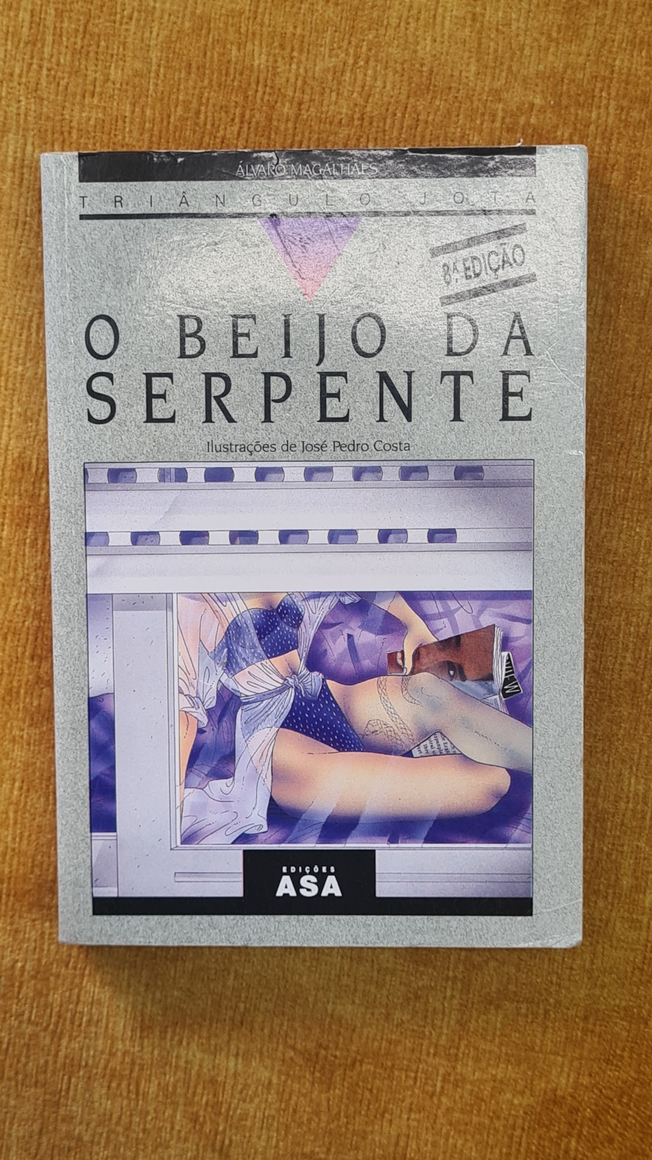 The Serpent's Kiss - Jota 7 Triangle