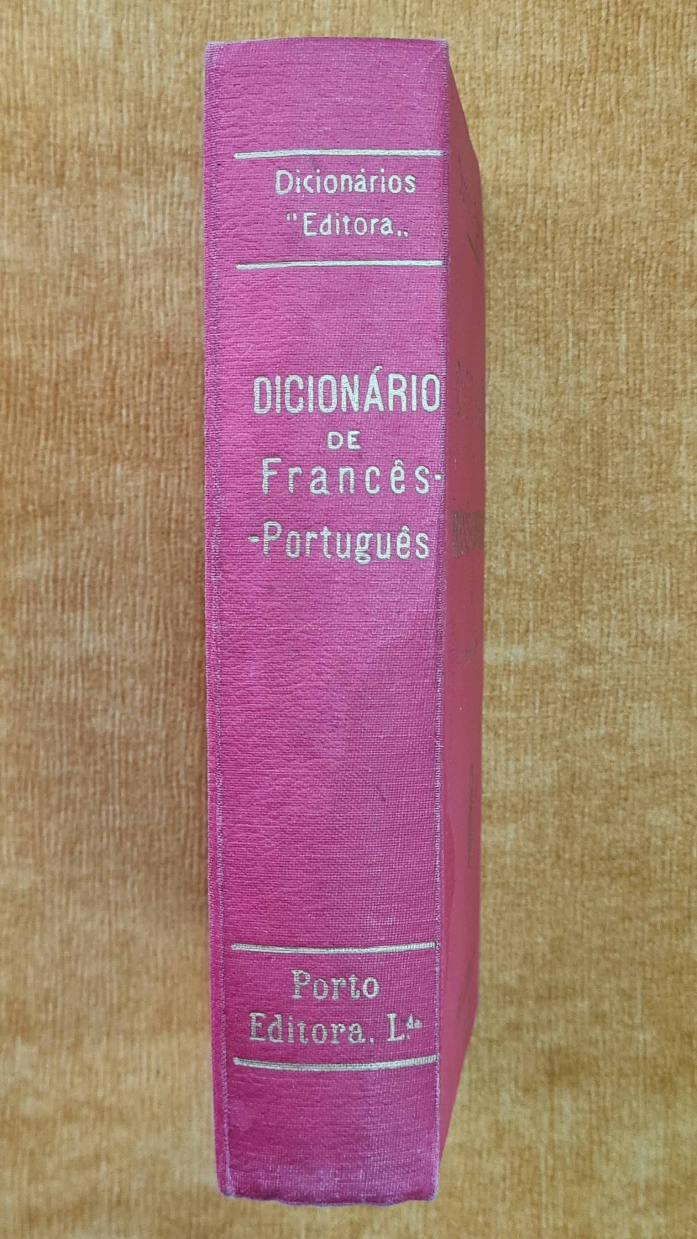 French - Portuguese Dictionary