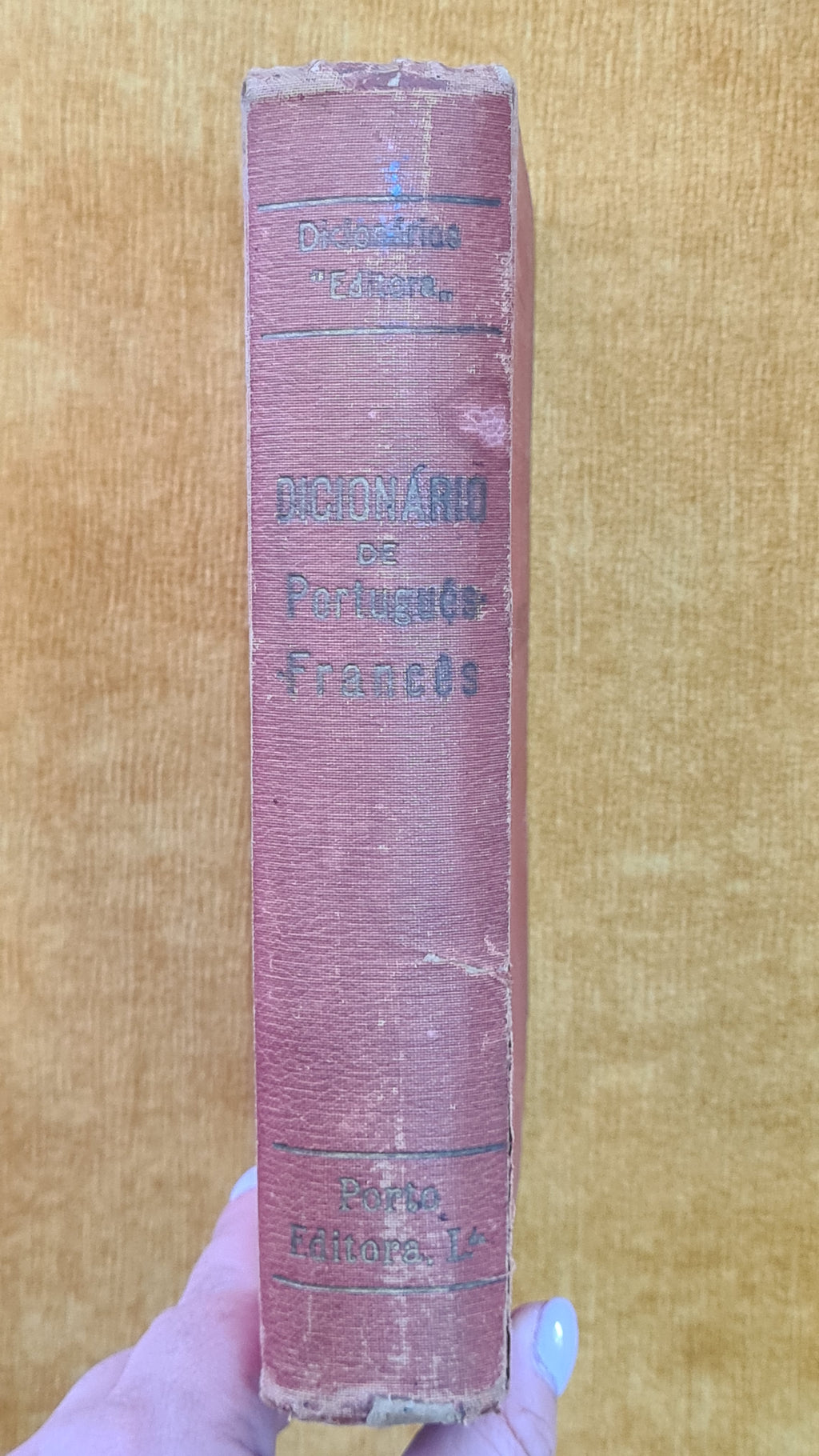Portuguese - French Dictionary