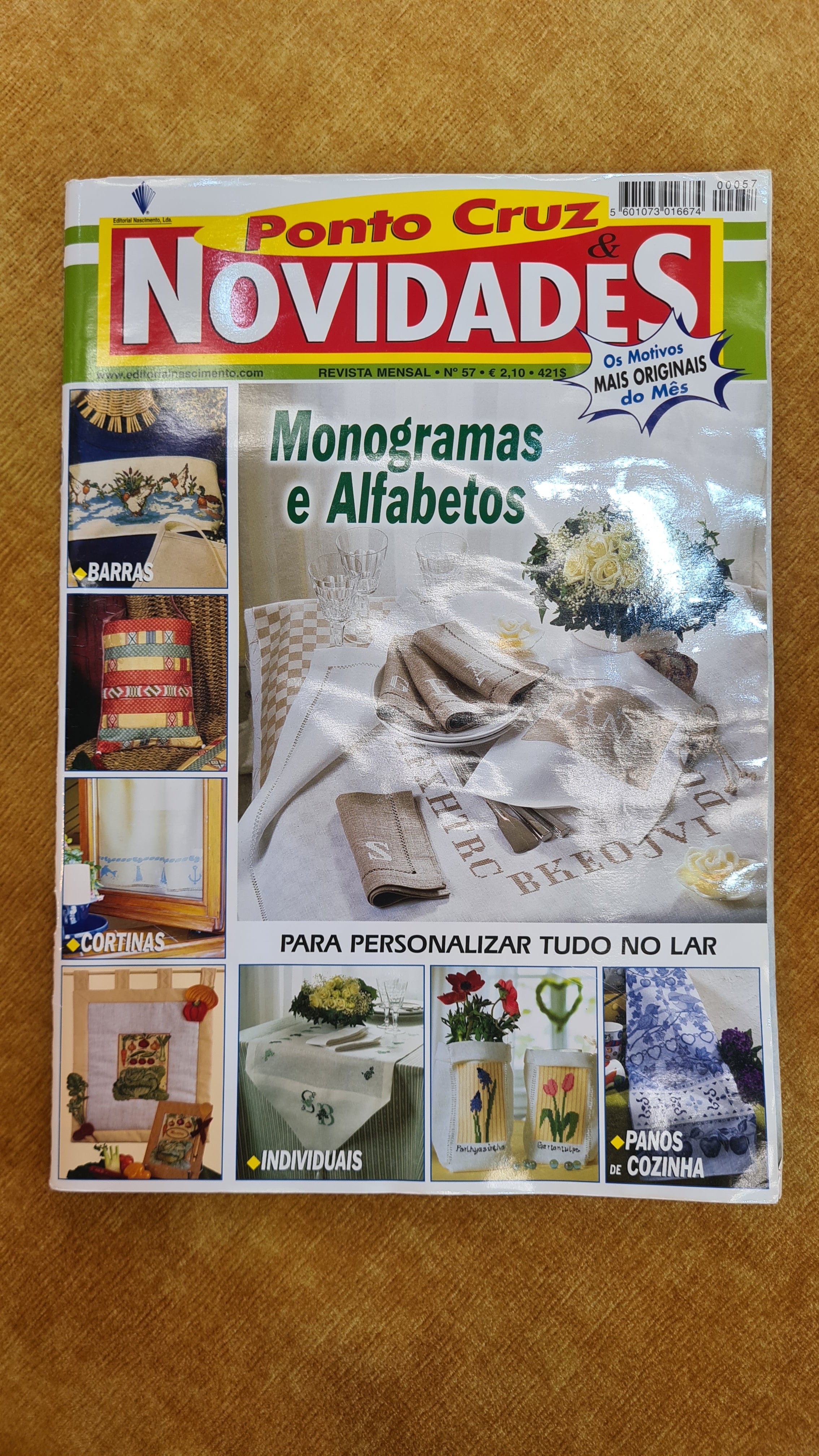 Monogramas e alfabetos - Ponto Cruz & Novidades nº57