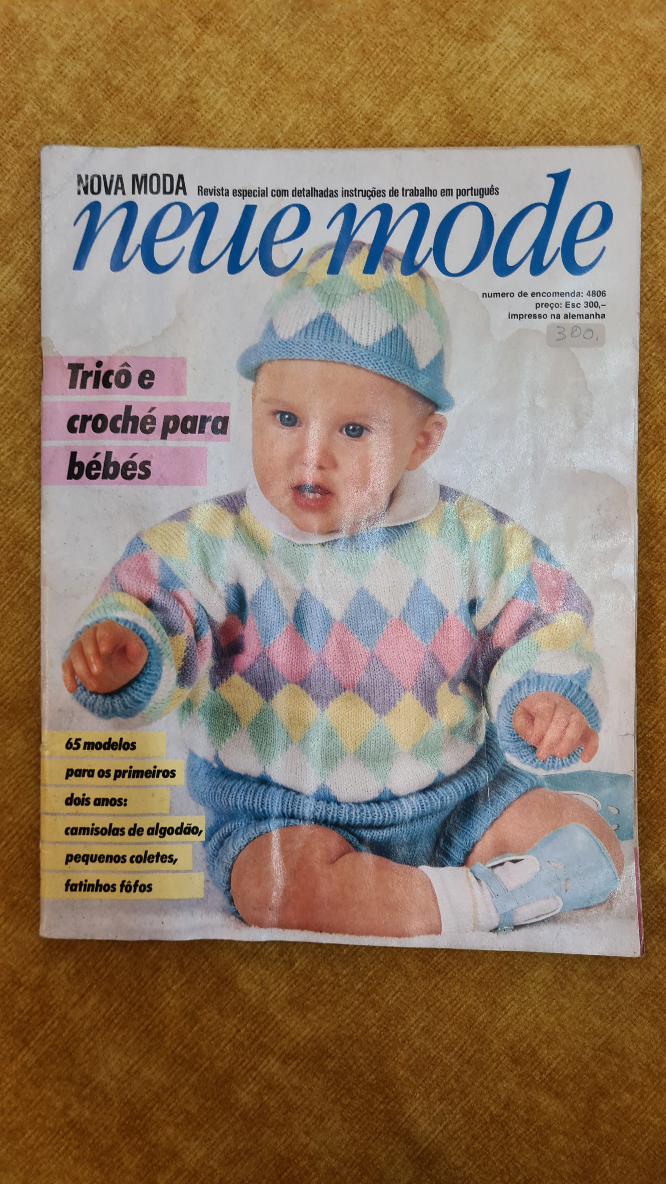 Tricô e croché para bébés - Neue mode 4806