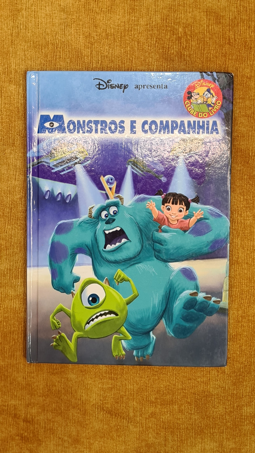 Monsters and company - Book club