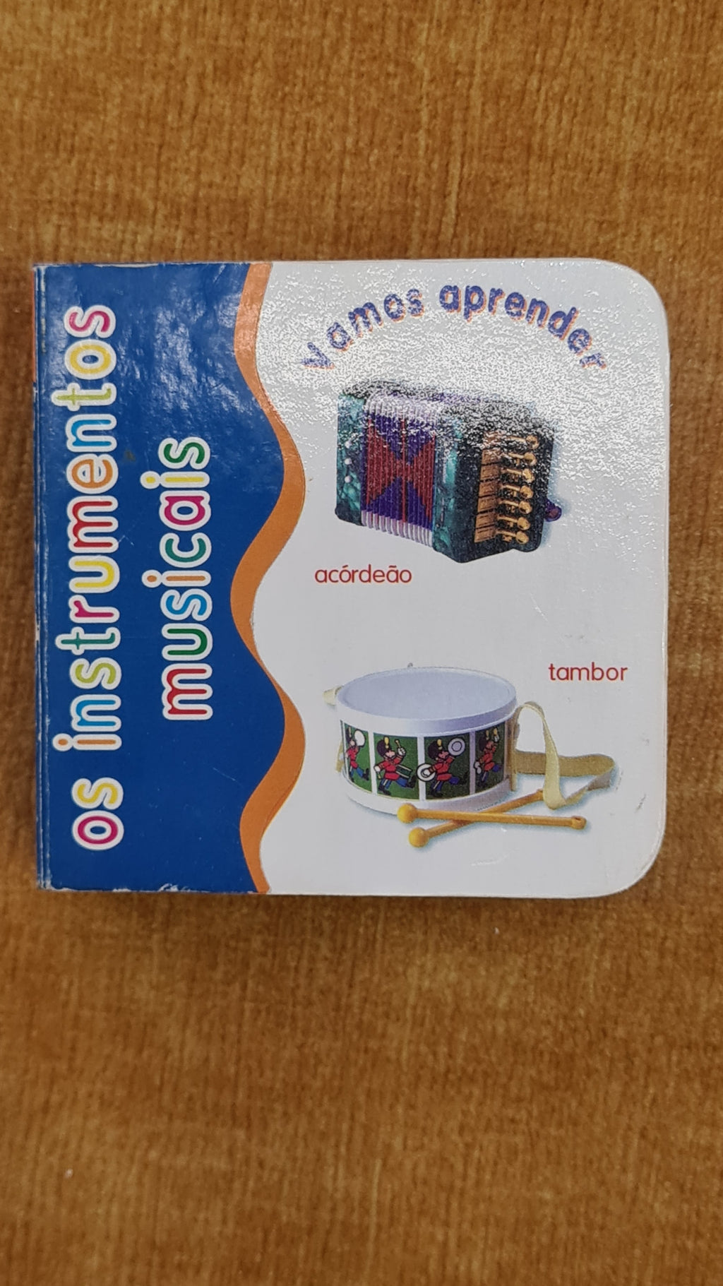 Os instrumentos musicais - O meu livrinho