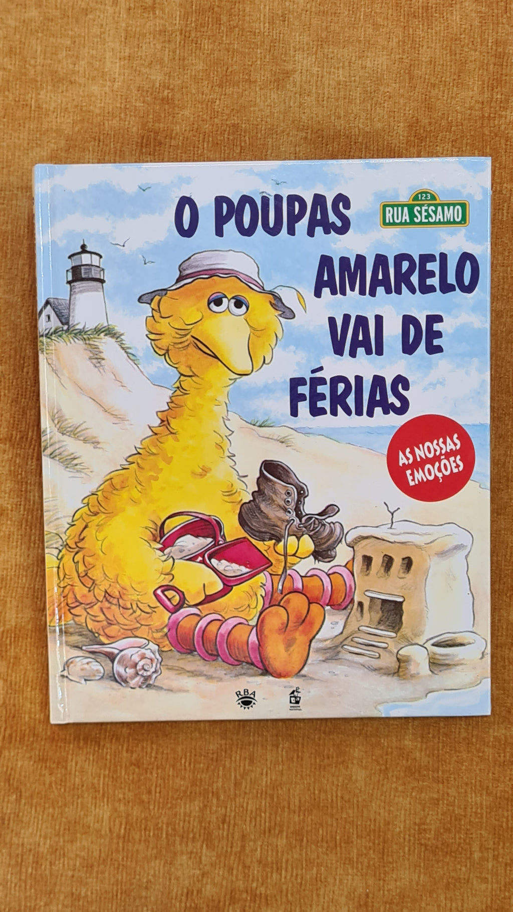 O Poupas amarelo vai de férias - Rua Sésamo 10