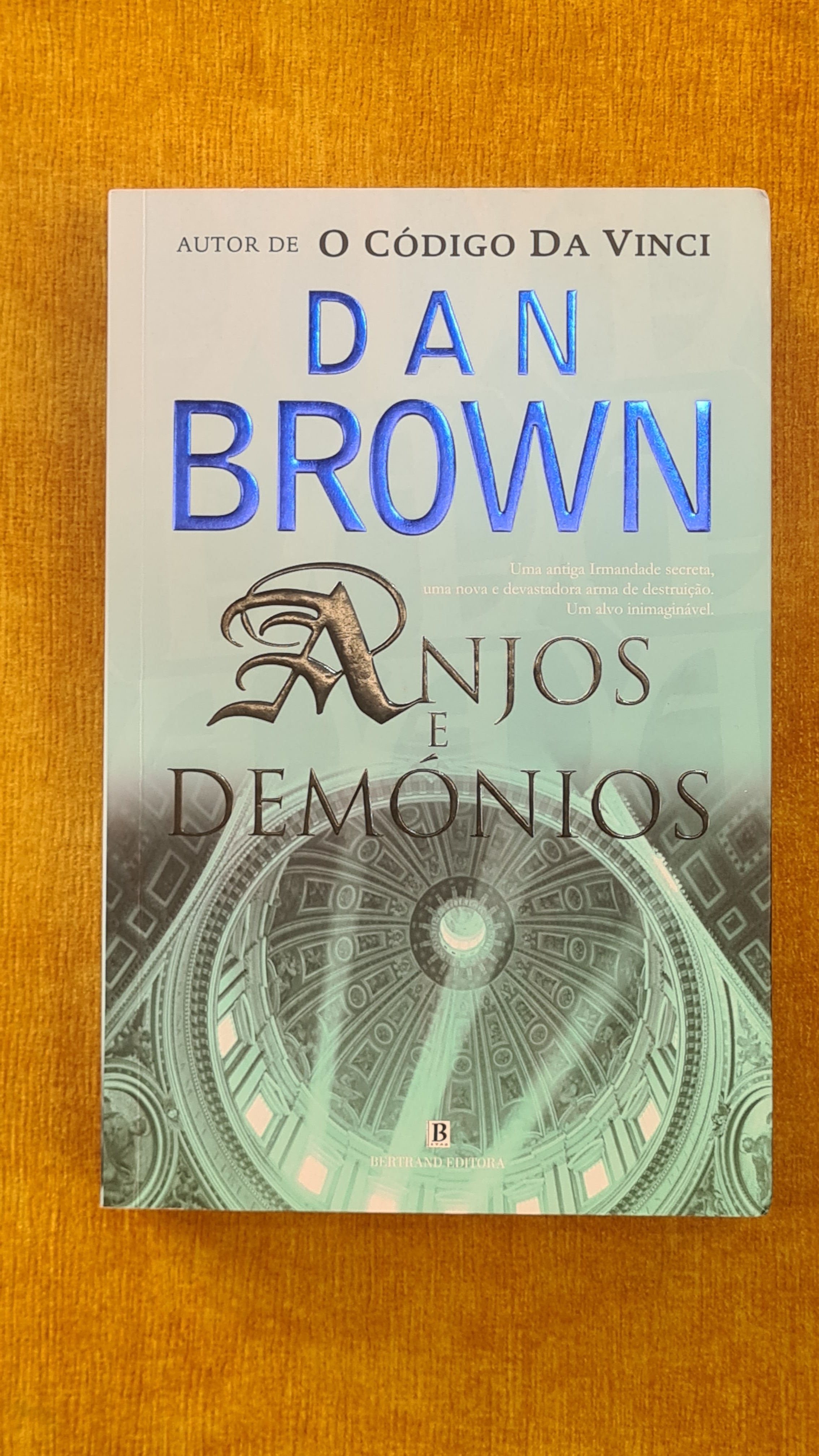 Anjos e Demónios