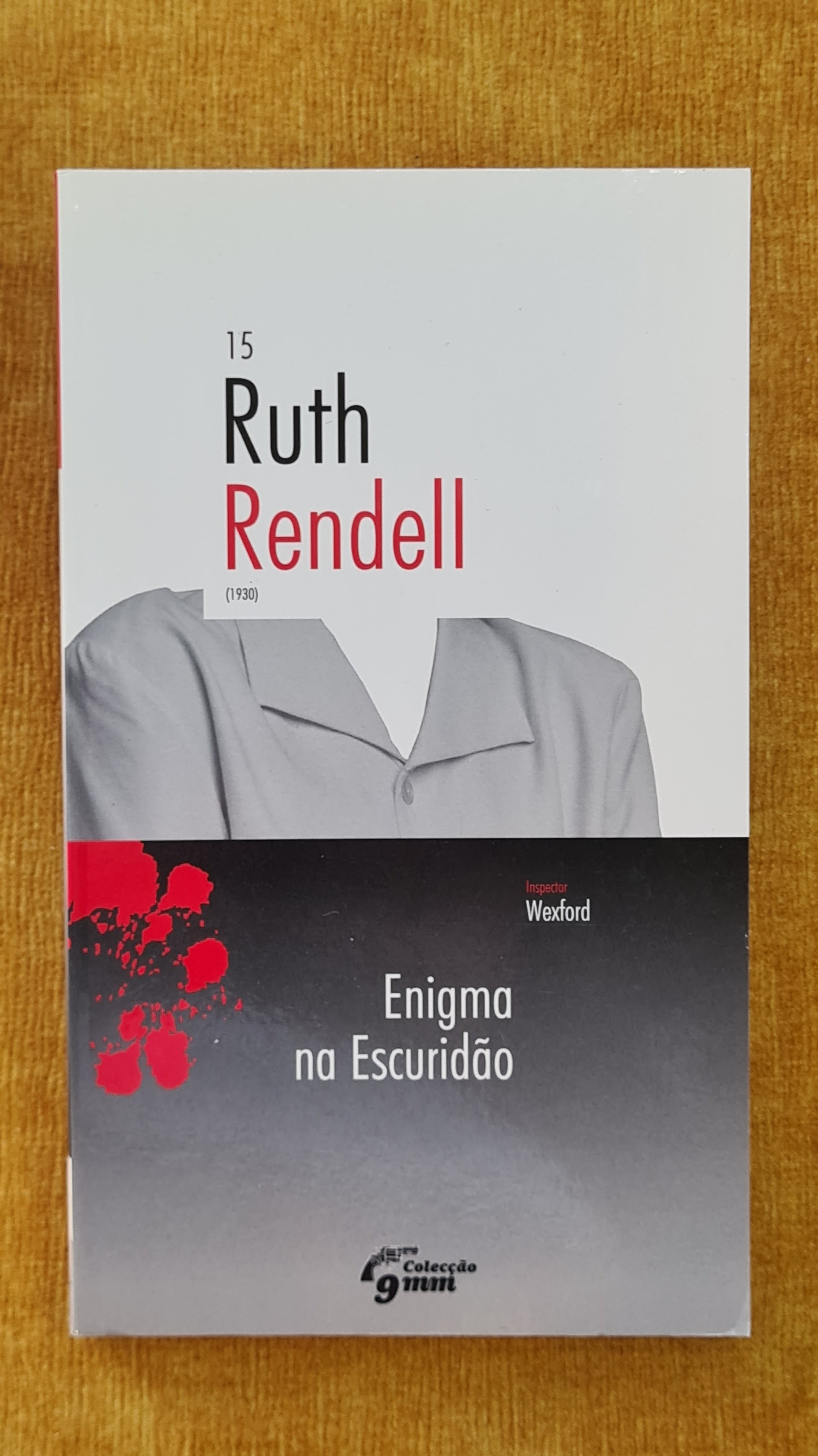 Enigma na escuridão - Colecção 9mm nº15
