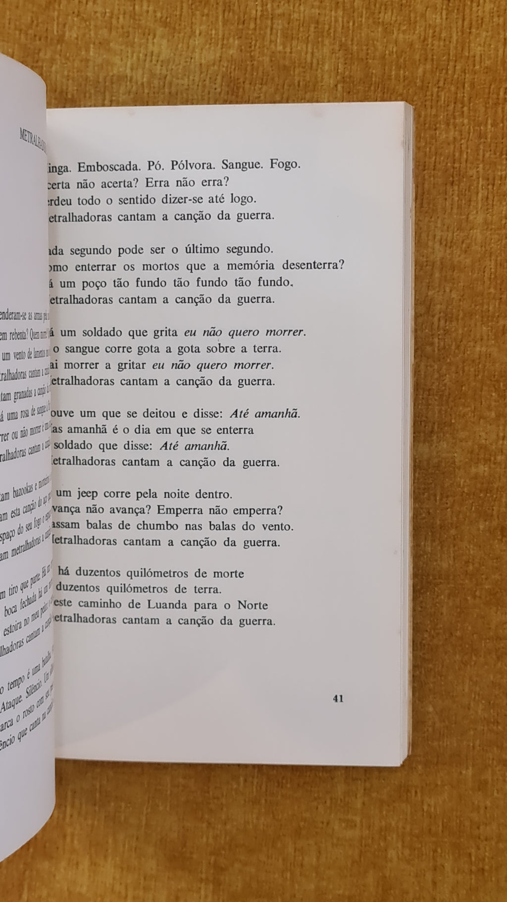 O canto e as armas - Poesia Nosso tempo