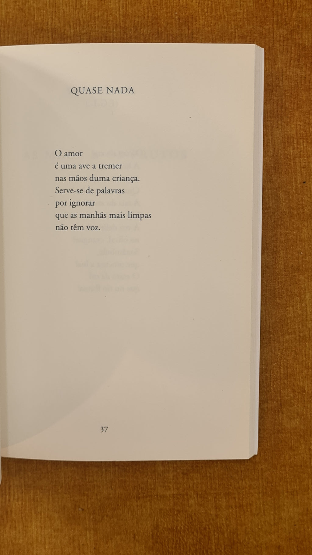 Primeiros Poemas - As mãos e os frutos - Os amantes sem dinheiro