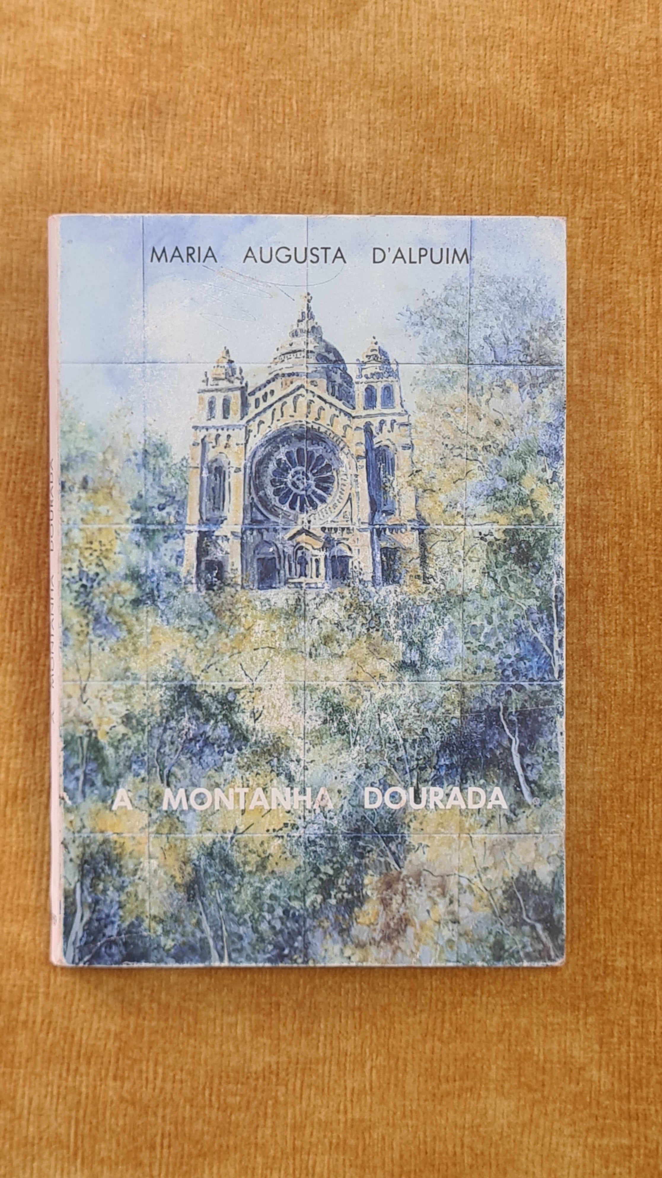 A montanha dourada