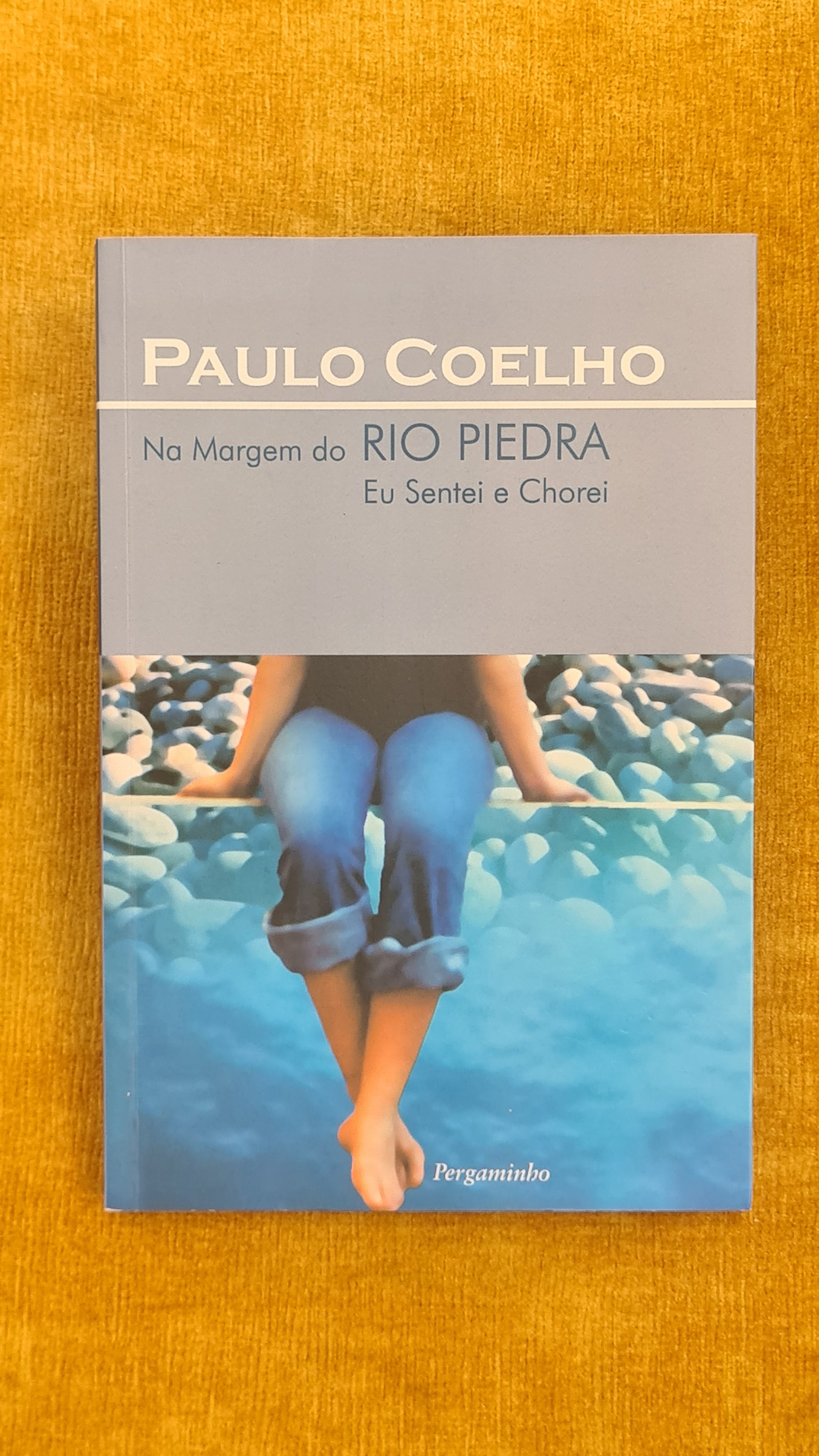 Na margem do Rio Piedra eu sentei e chorei