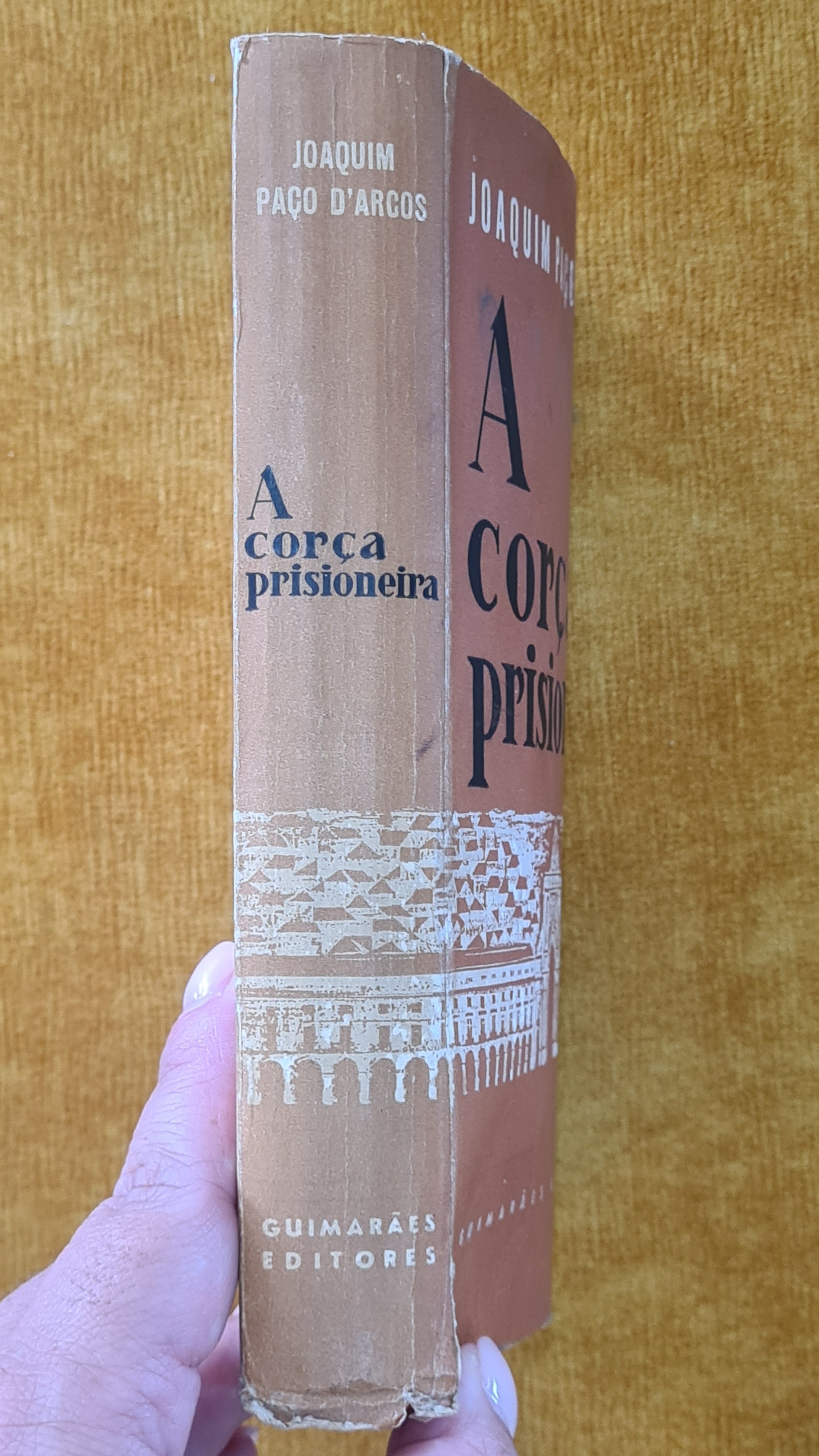 A corça prisioneira