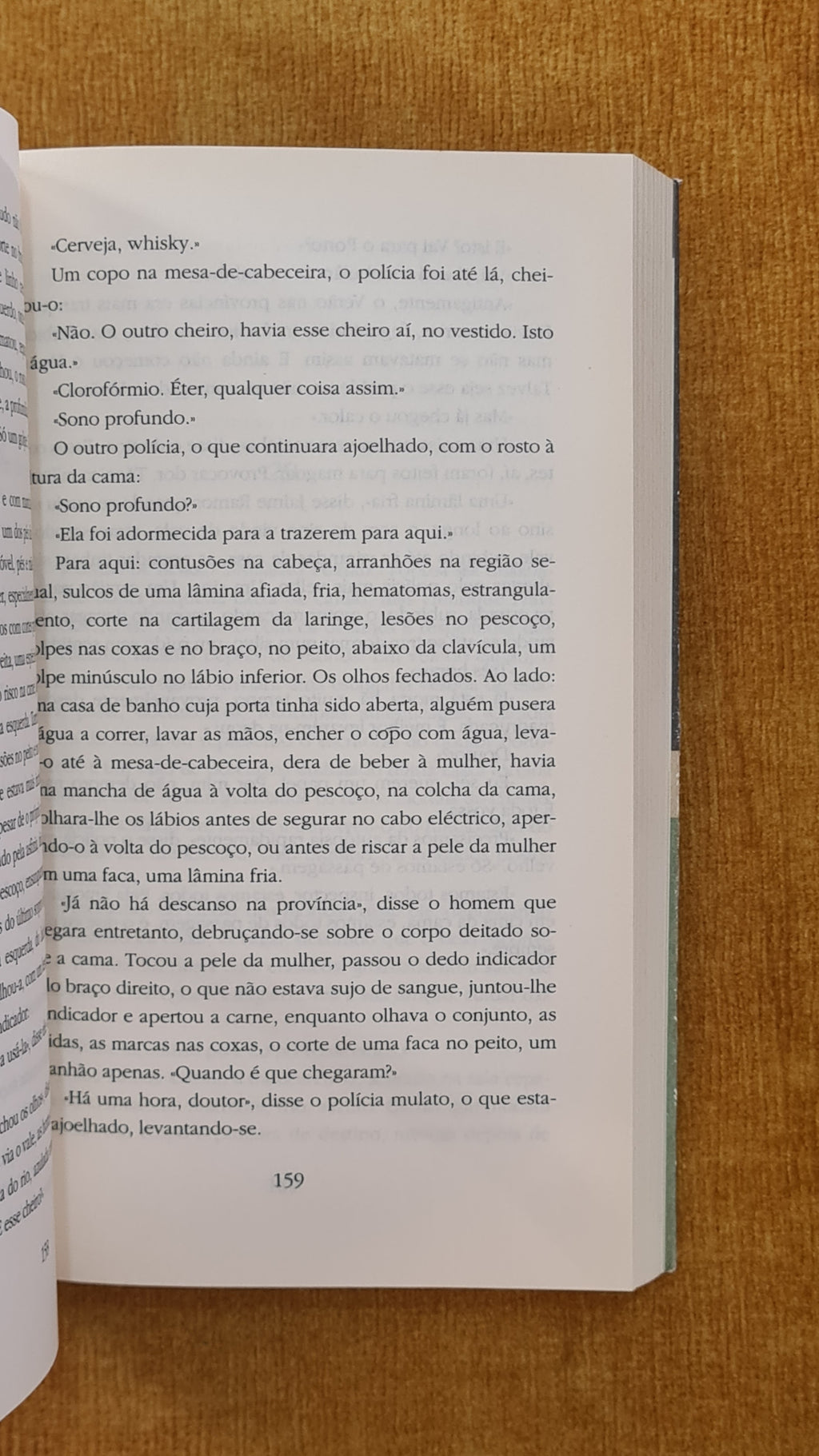 Longe de Manaus - Col. Finisterra
