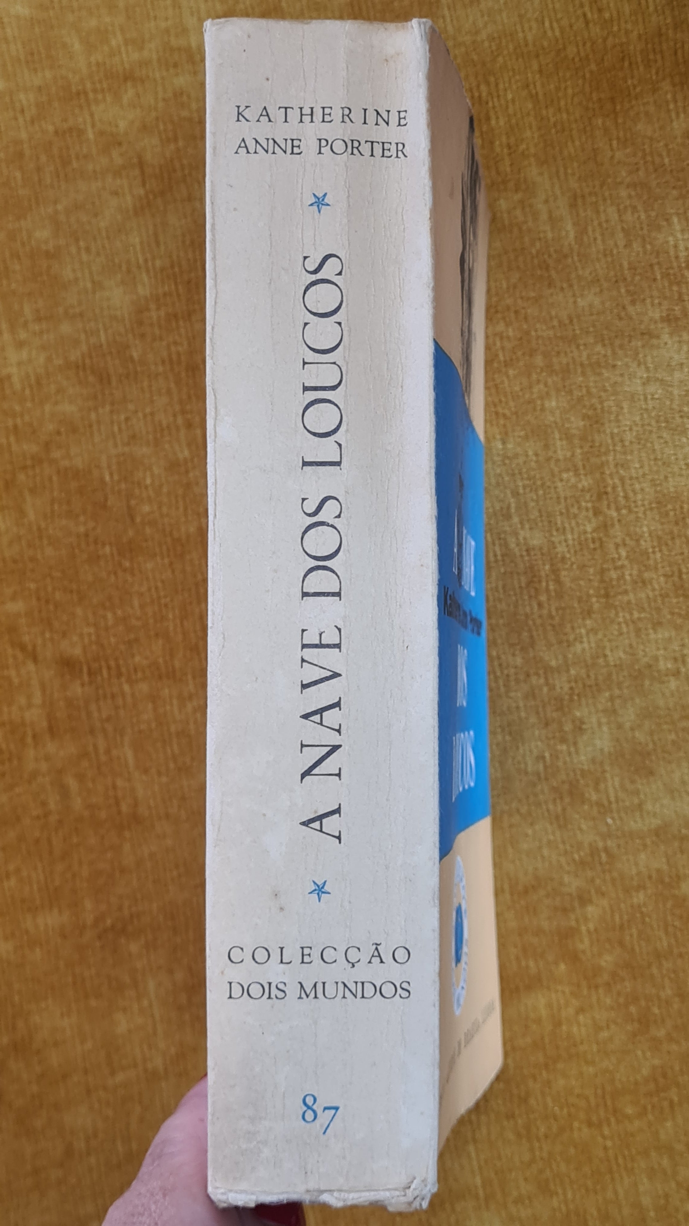 A nave dos loucos - Colecção Dois Mundos 87