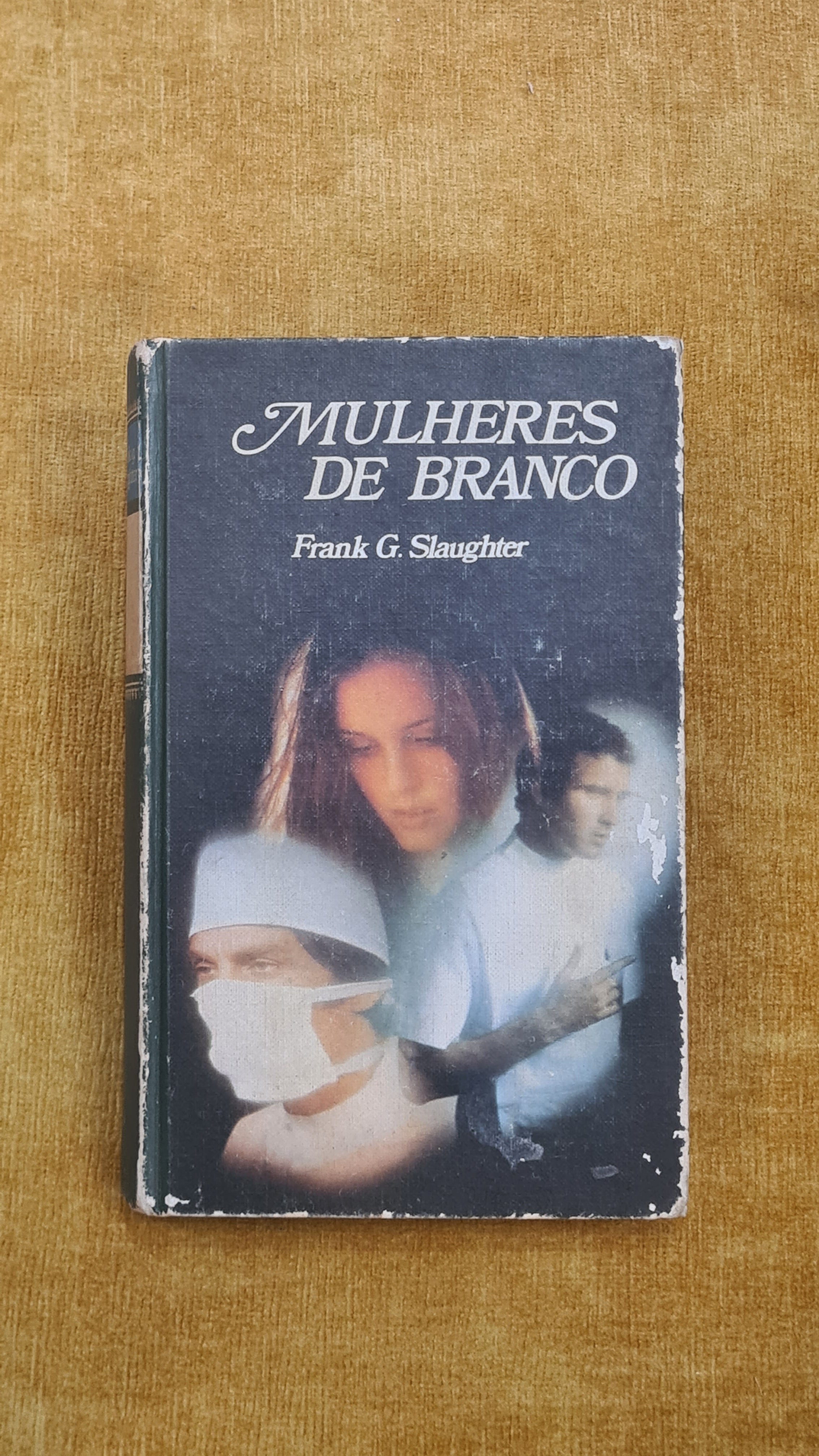 Mulheres de branco