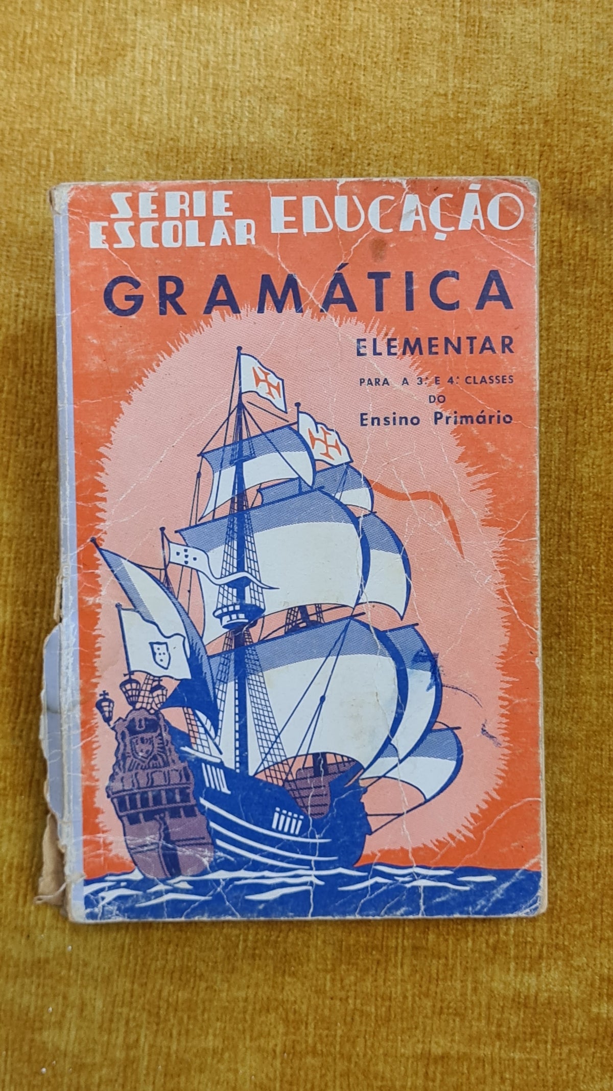 Gramática elementar - Série escolar Educação