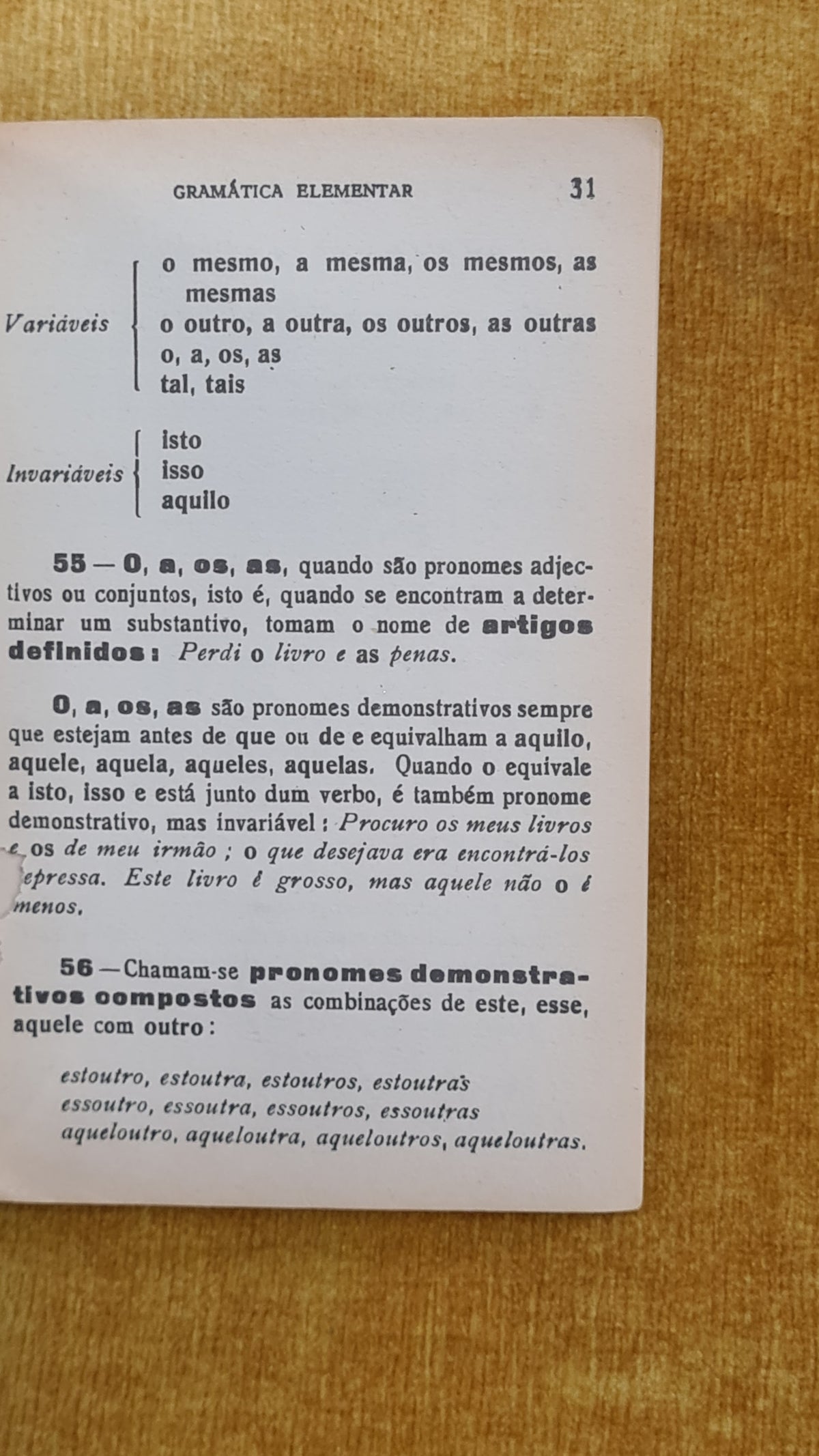 Gramática elementar - Série escolar Educação