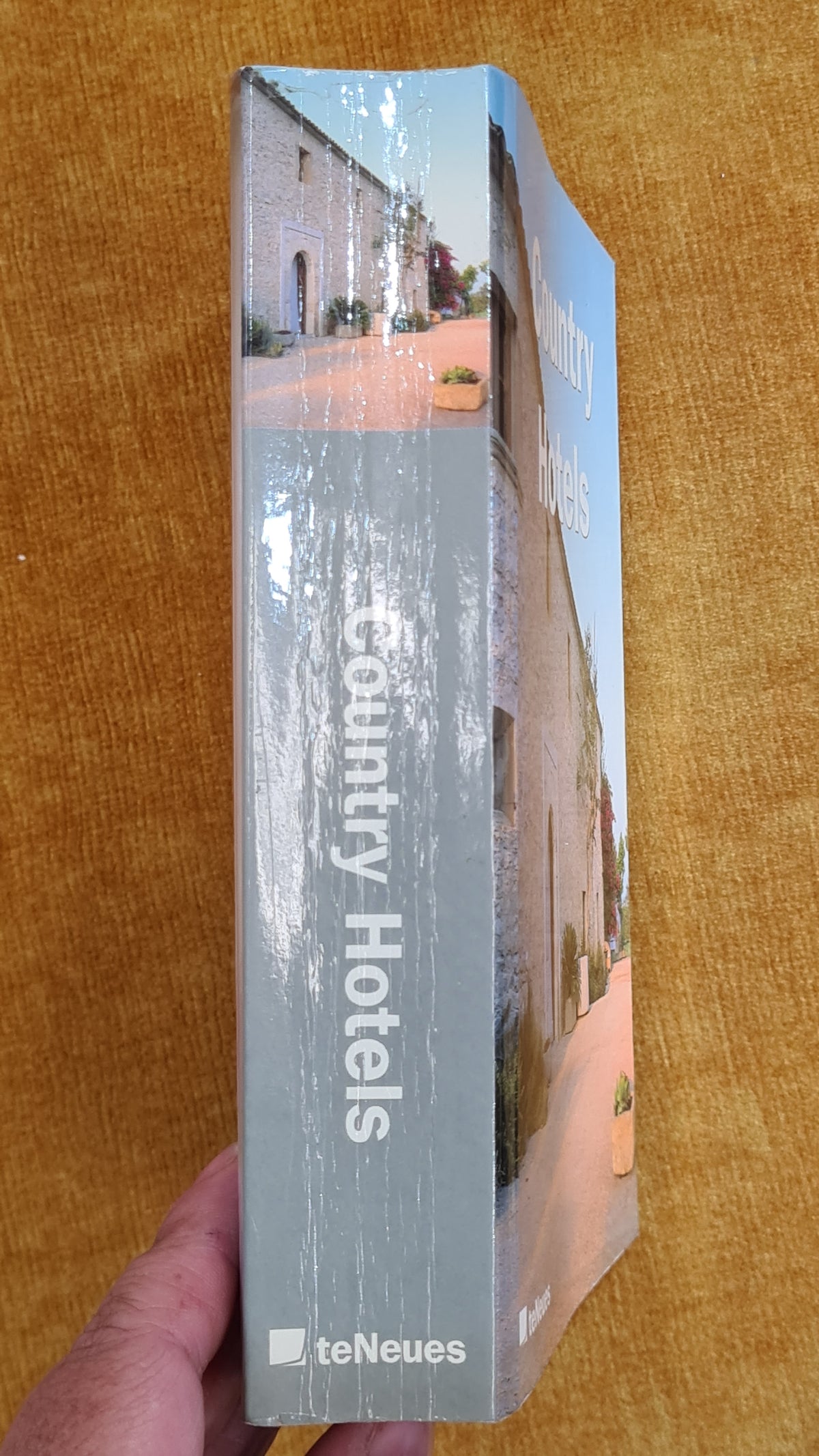 Country Hotels