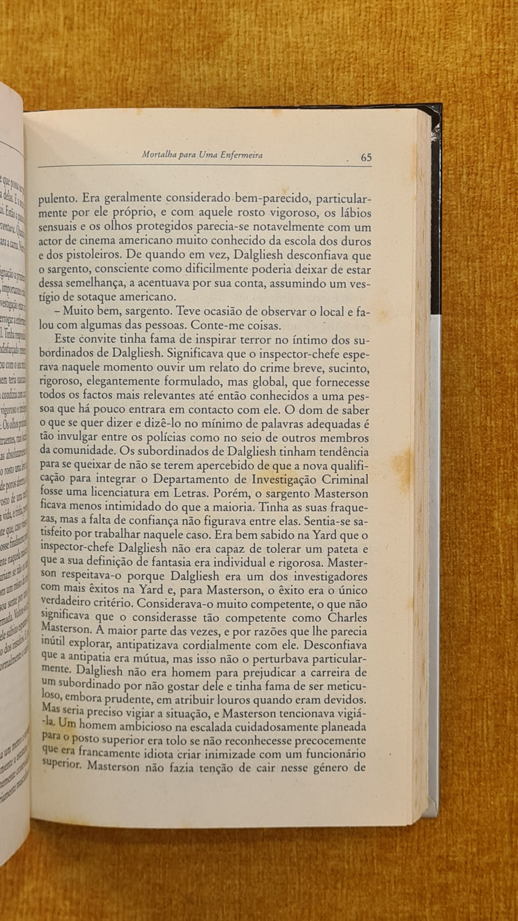 Mortalha para uma Enfermeira - Biblioteca Visão: Mestres Policiais 13