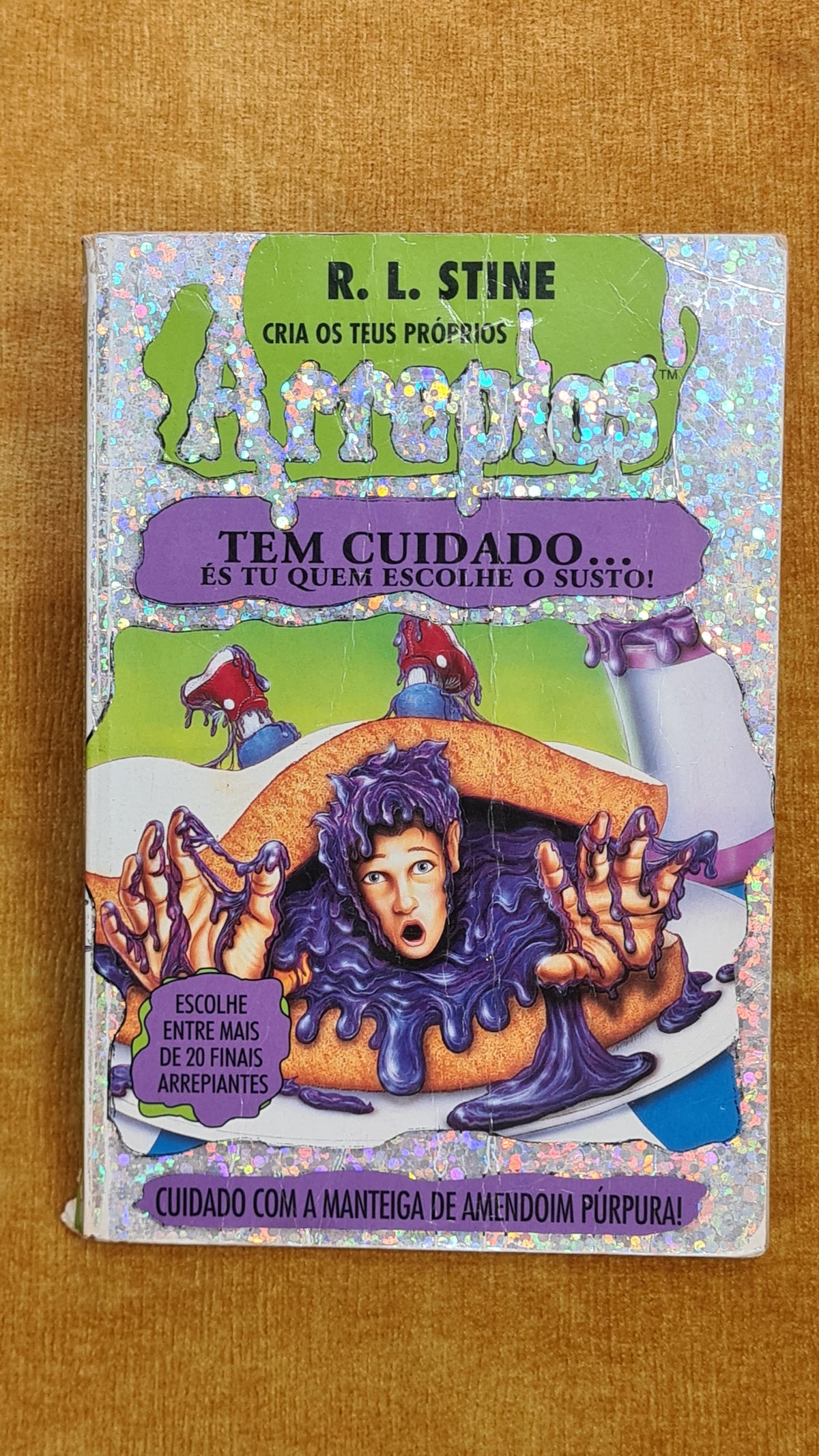 cria os teus próprios Arrepios 6 - Cuidado com a manteiga de amendoim púrpura!