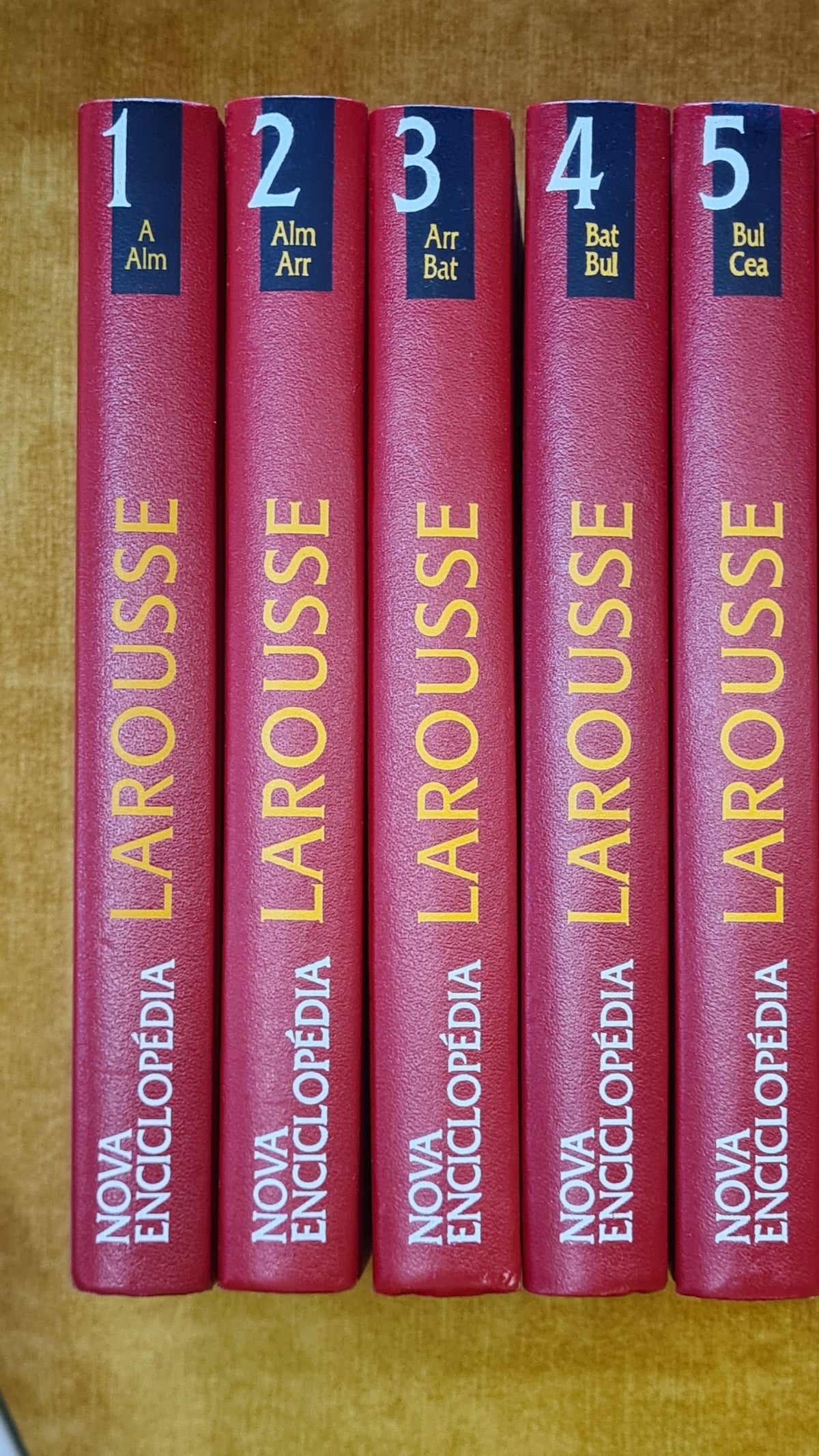 Nova enciclopédia Larousse (Vol. 1 a 16)